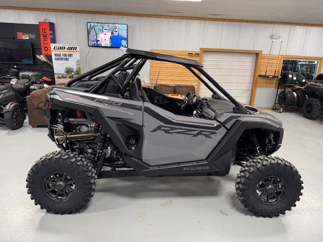 2026 Polaris RZR PRO XP Ultimate 5