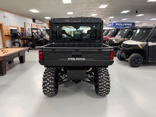 2027 Polaris Ranger Crew XP 1000 Cab 7