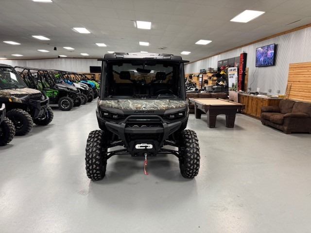 2026 Can-Am™ Defender Limited HD11 3