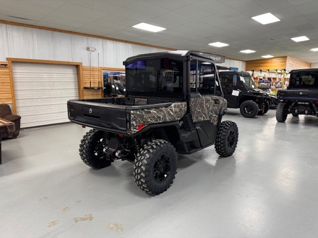 2026 Can-Am™ Defender Limited HD11 10
