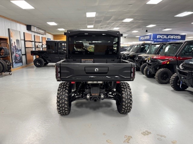 2026 Can-Am™ Defender Limited HD11 11