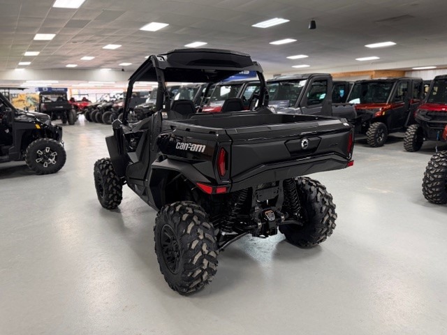 2026 Can-Am™ Commander XT 1000R 9