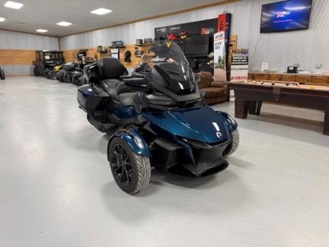 2021 Can-Am Spyder RT Limited — photo 1 of 13