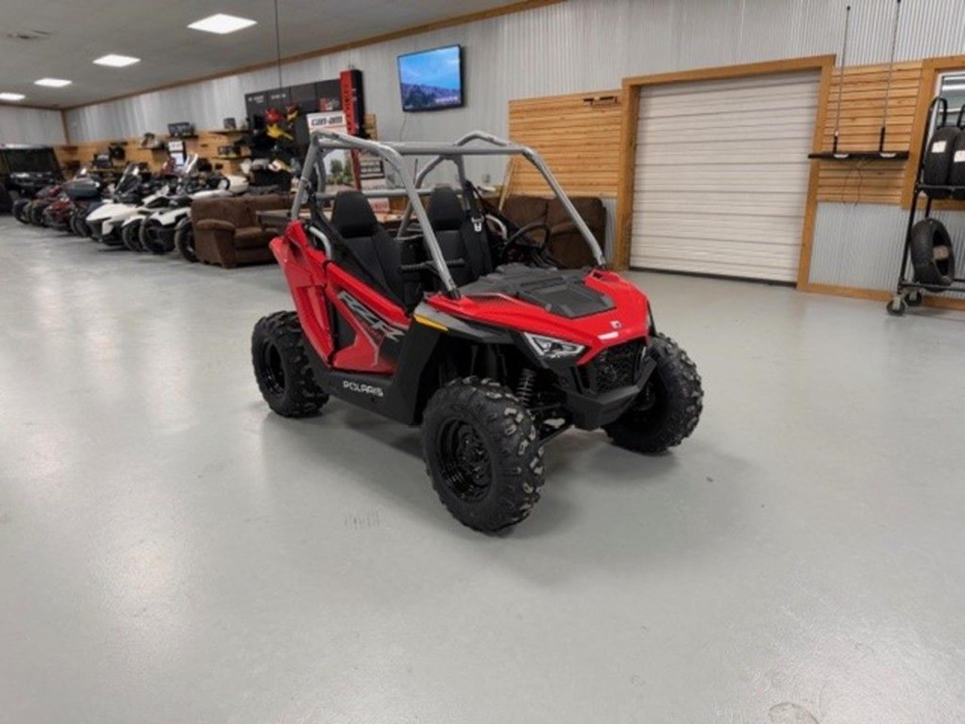 2026 Polaris RZR 200 EFI 1
