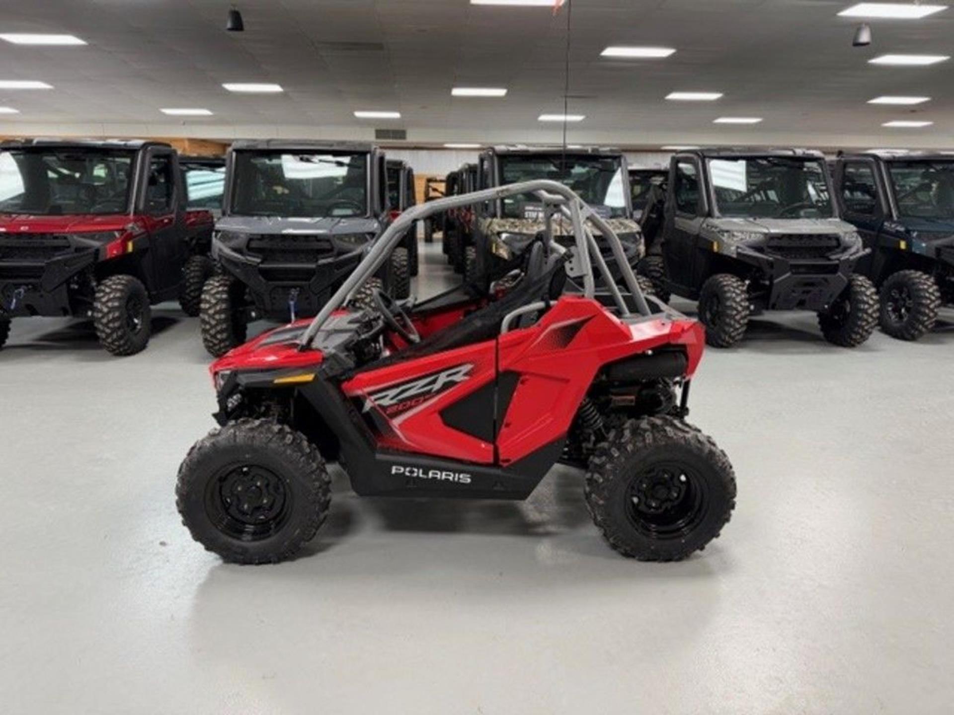 2026 Polaris RZR 200 EFI 5
