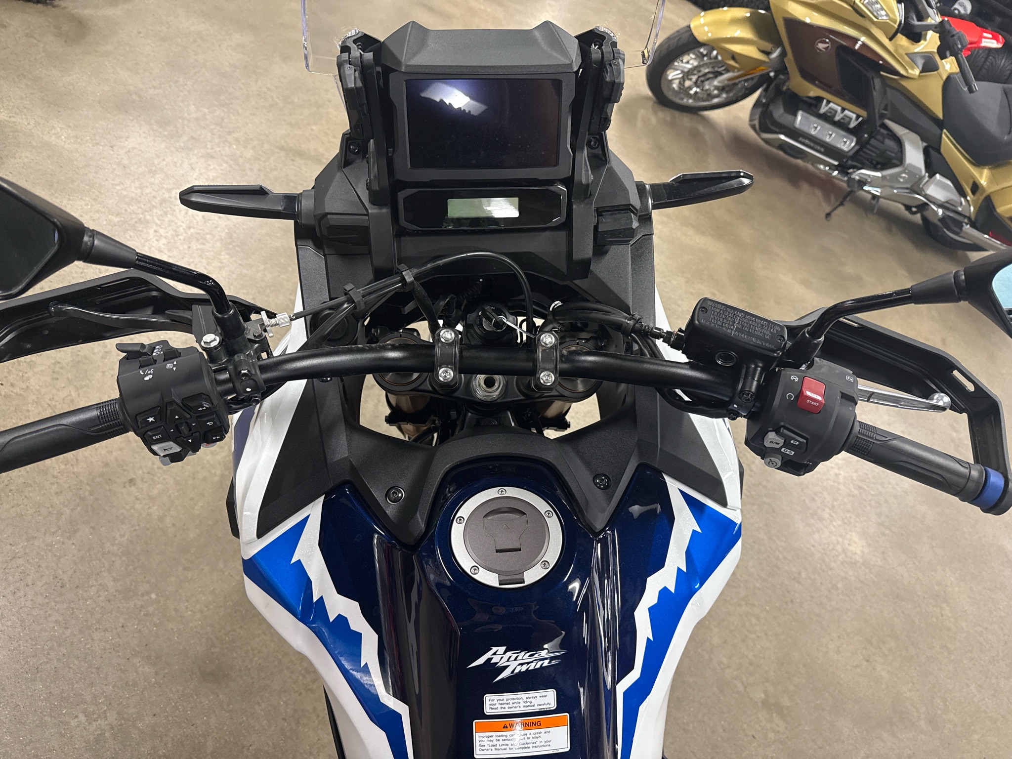 2026 Honda Africa Twin DCT 5
