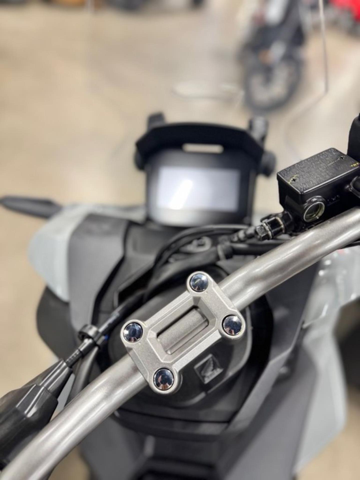 2026 Honda ADV160 6