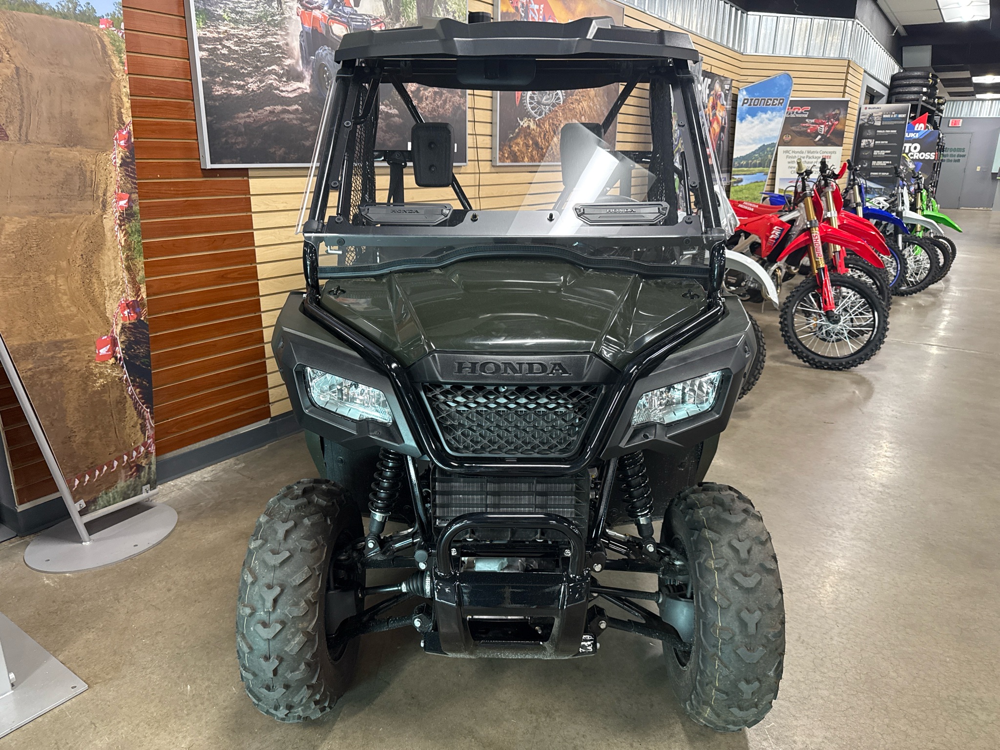 2026 Honda Pioneer 520 2