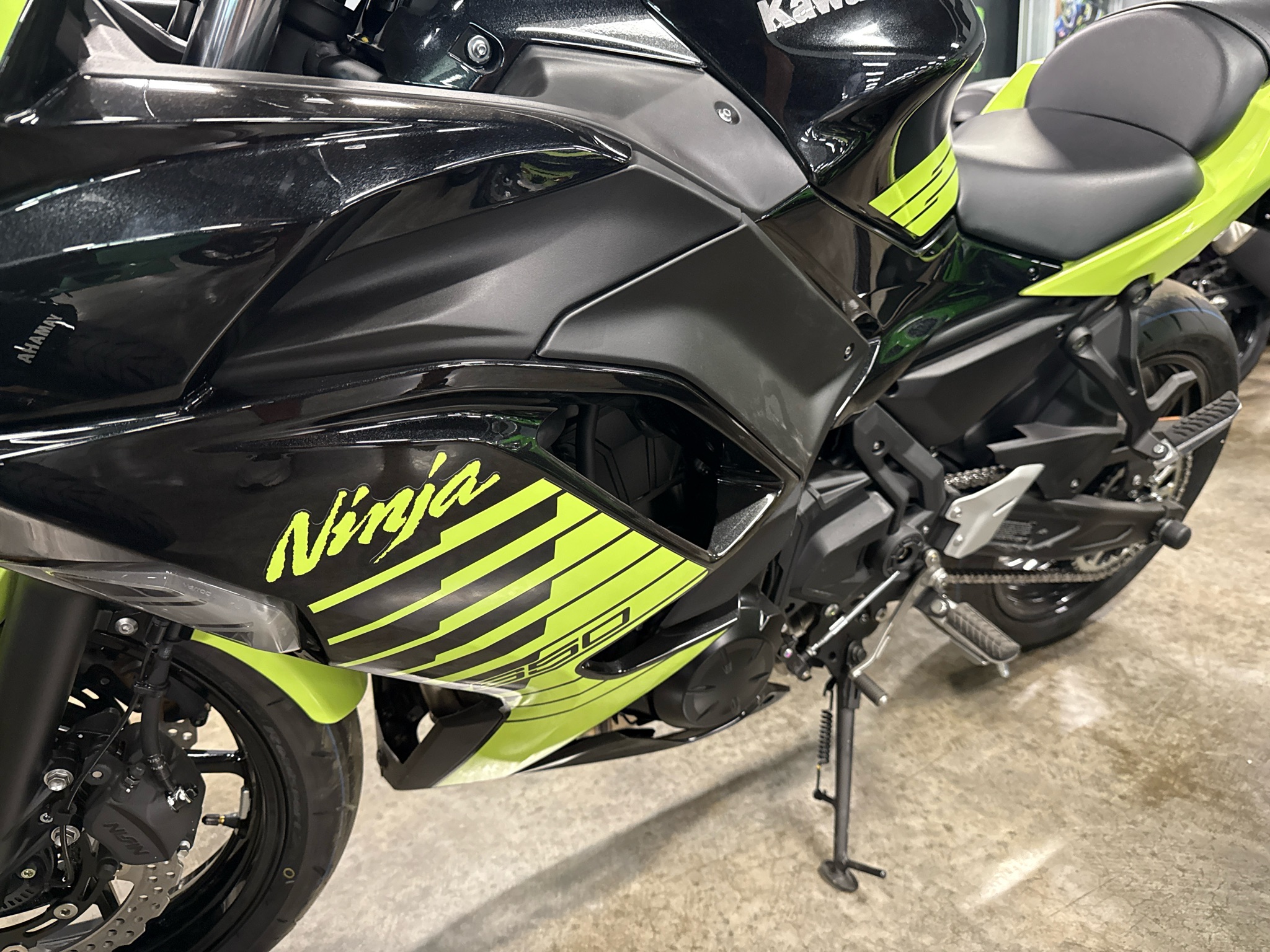 2026 Kawasaki Ninja® 650 ABS 2