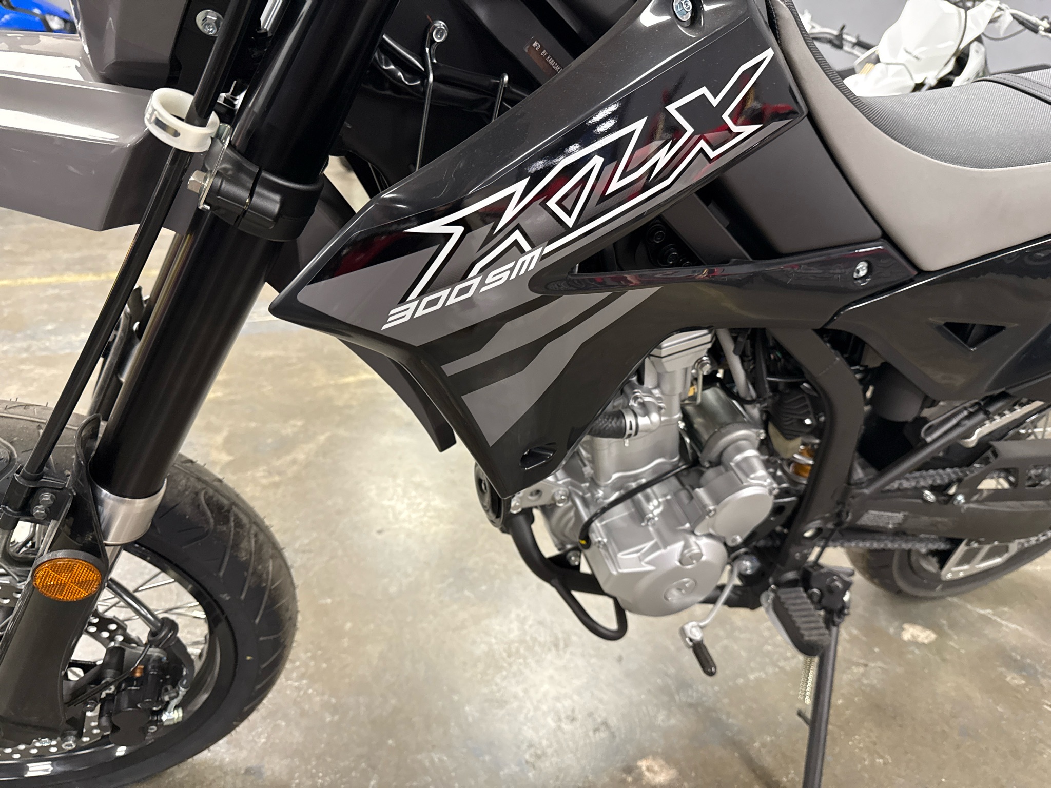 2026 Kawasaki KLX®300SM 7