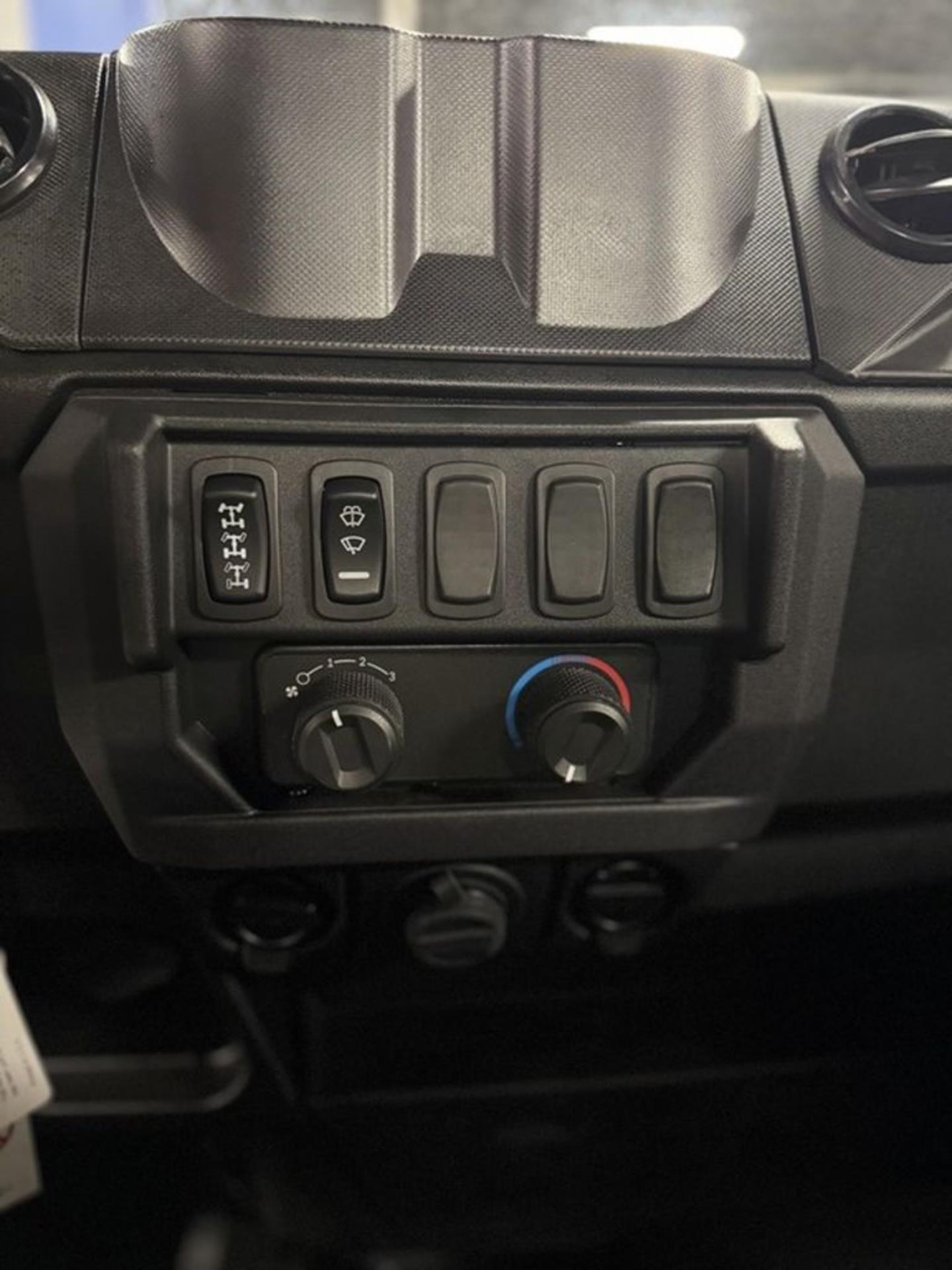 2026 Polaris Ranger 1000 Cab 10