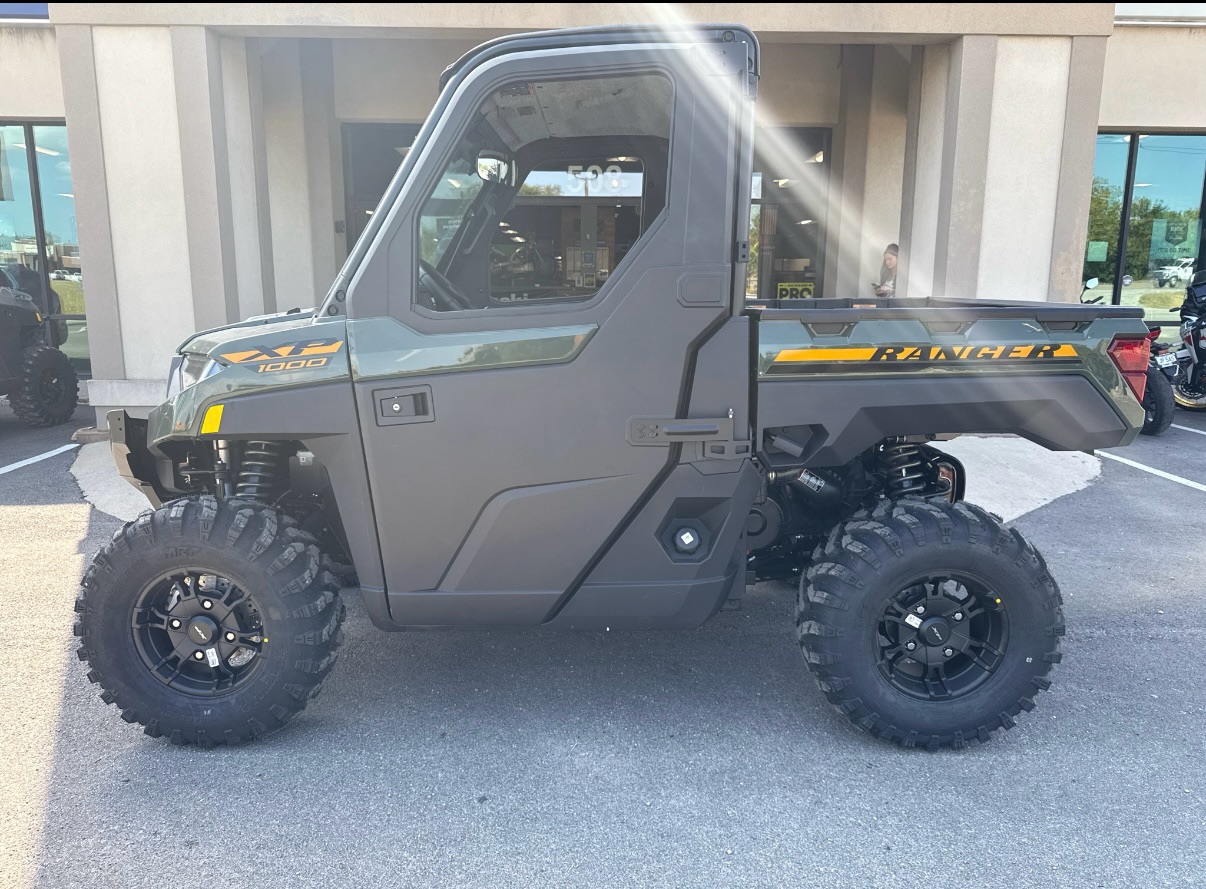 2027 Polaris Ranger XP 1000 NorthStar Ultimate 1