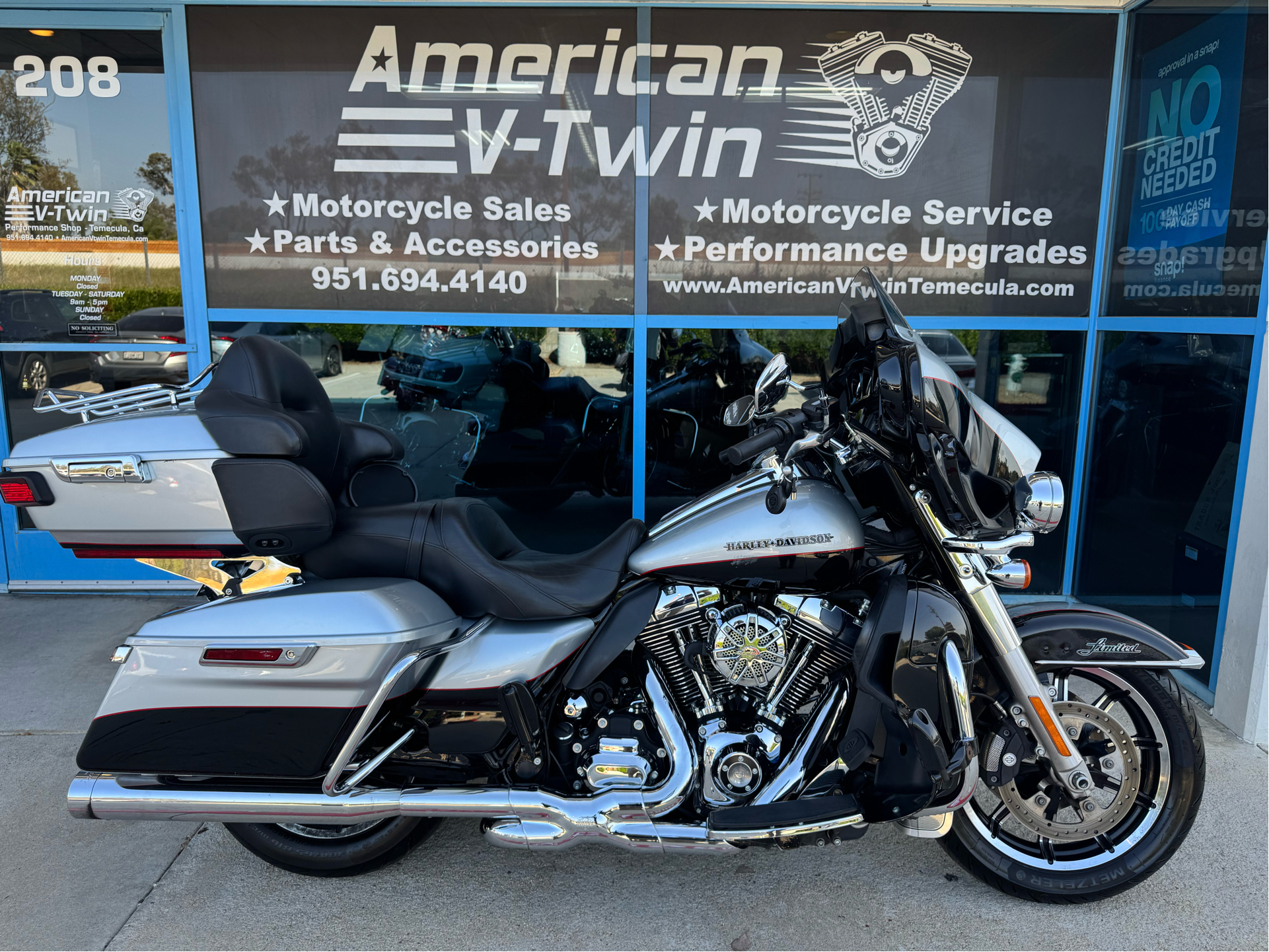 Used 2015 Harley-Davidson Ultra Limited Low Brilliant Silver