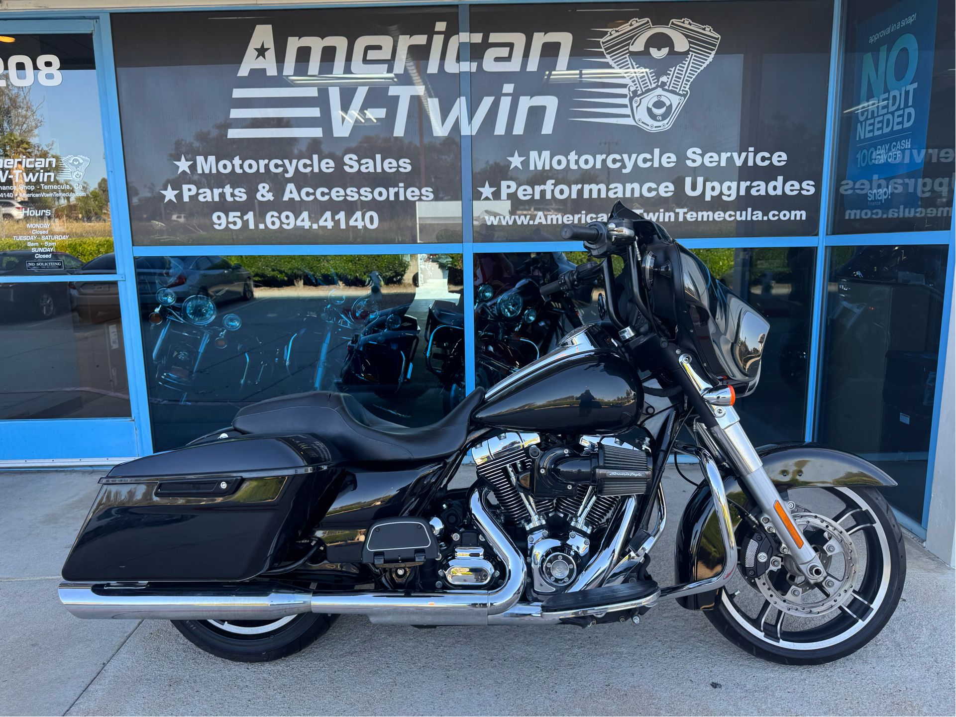 Used 2016 Harley-Davidson Street Glide® Vivid Black Motorcycles