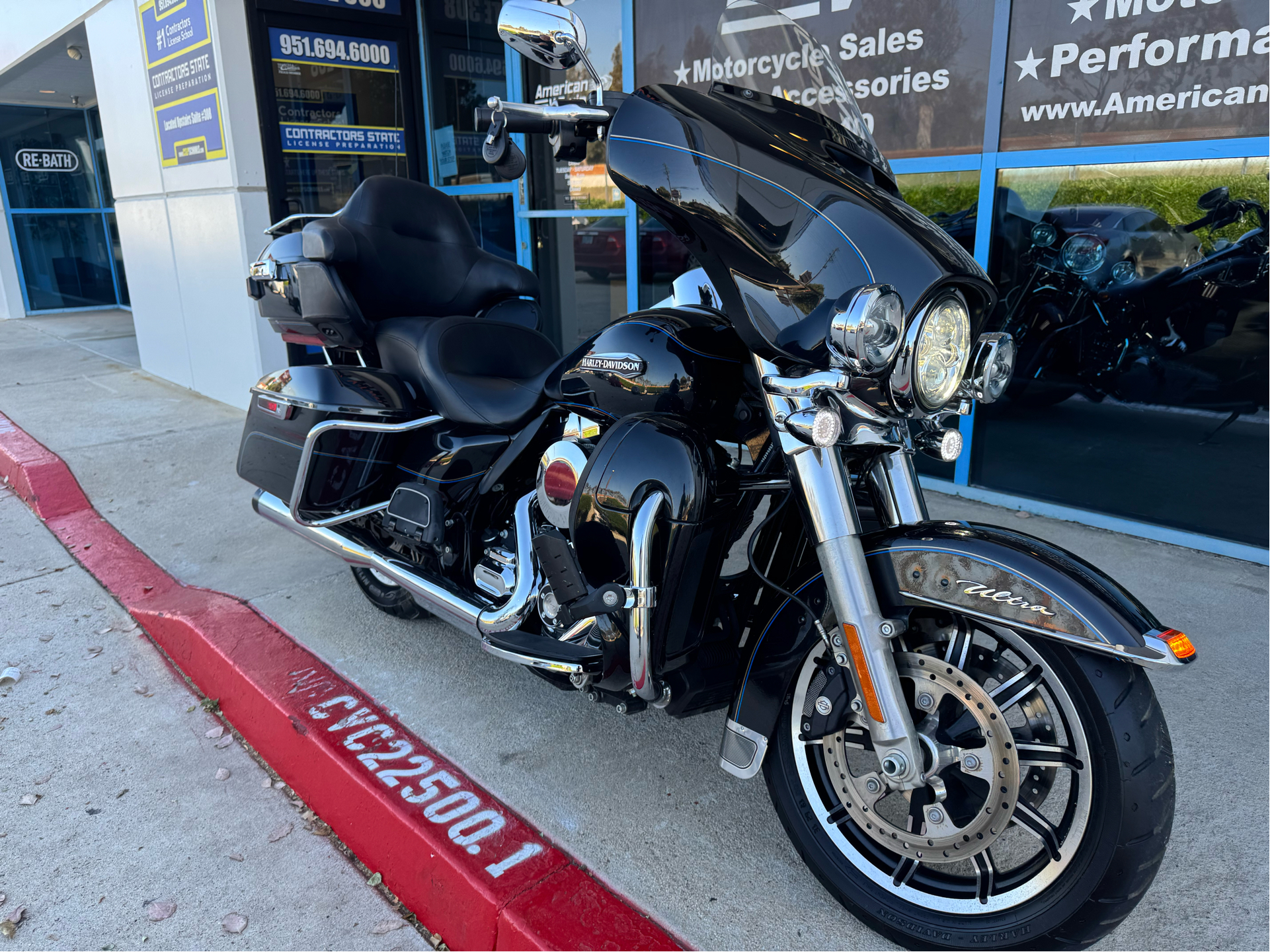 Harley-Davidson Ultra Classic 1/10スケール $_57.JPG?set_id=8800005007