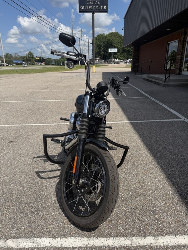 2025 Harley-Davidson Street Bob® 7