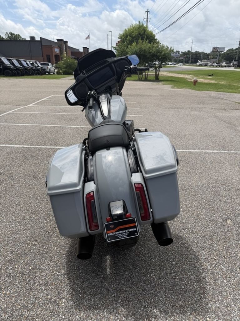 2024 Harley-Davidson Street Glide® 3