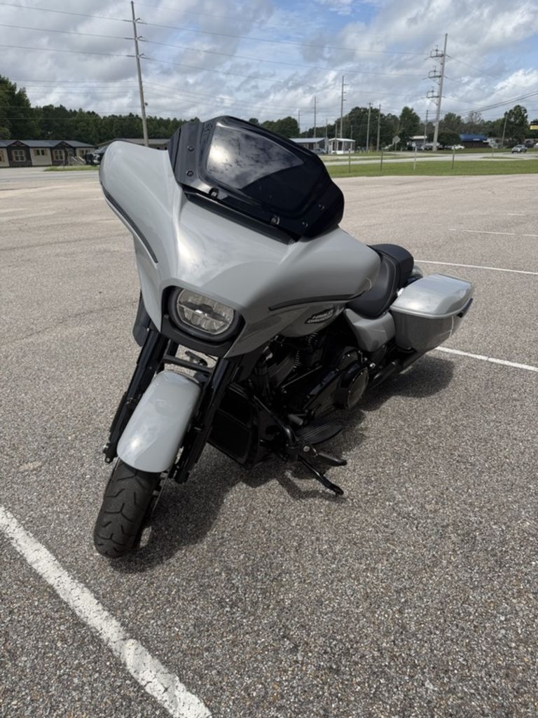 2024 Harley-Davidson Street Glide® 5