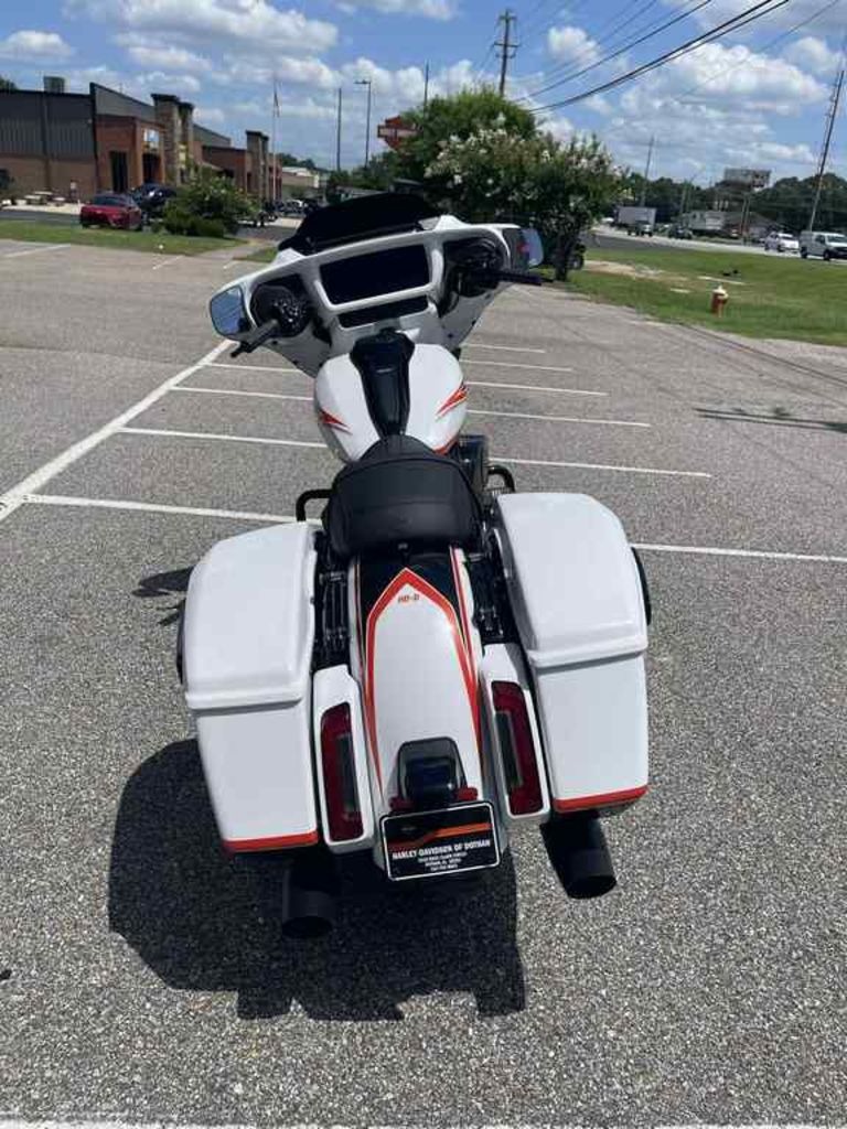 2024 Harley-Davidson Street Glide® 3
