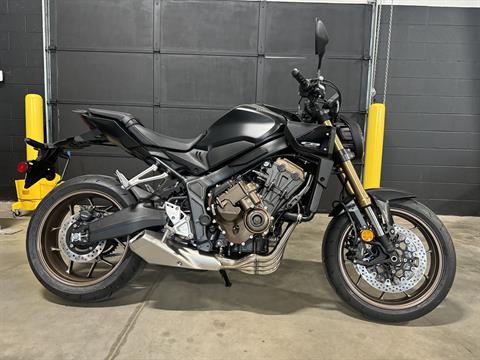 2026 Honda CB650R E-Clutch