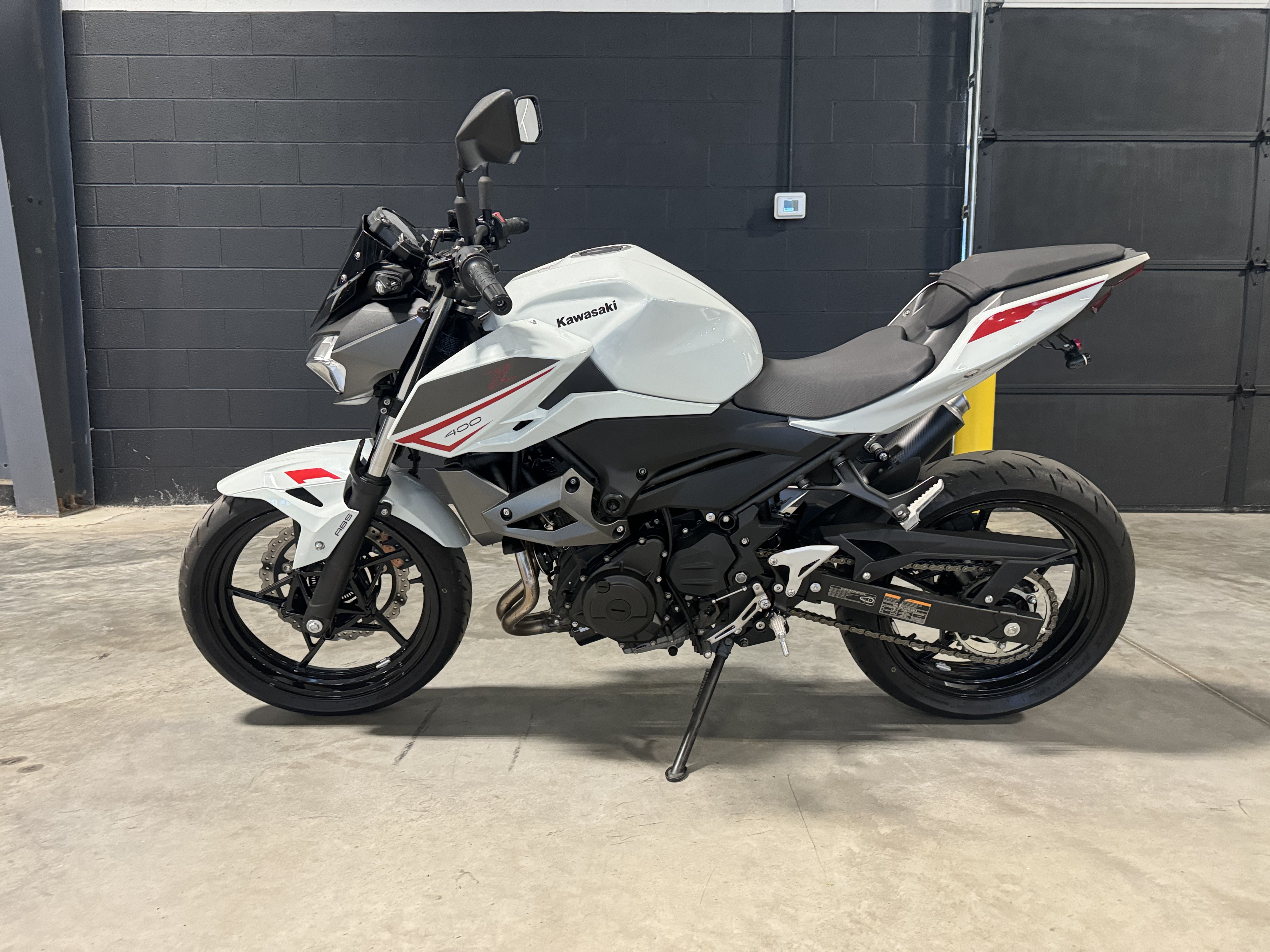 Used 2022 Kawasaki Z400 ABS, Lebanon TN | Specs, Price, Photos