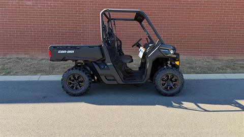 2026 Can-Am Defender DPS HD9