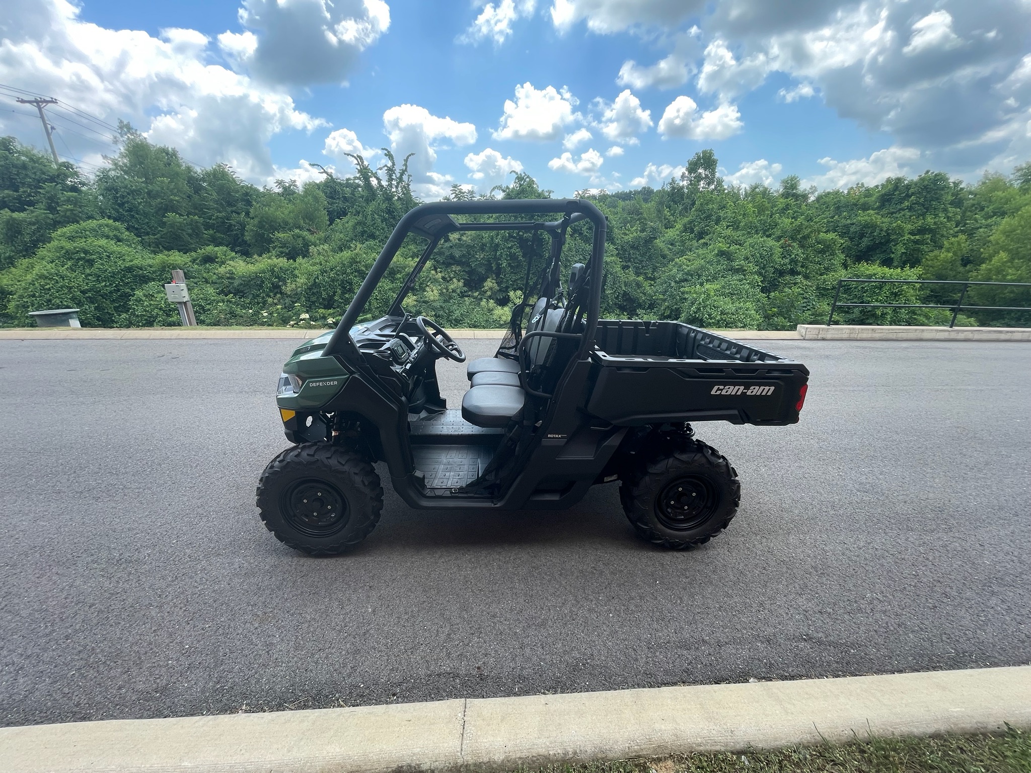 2026 Can-Am™ Defender HD7 3