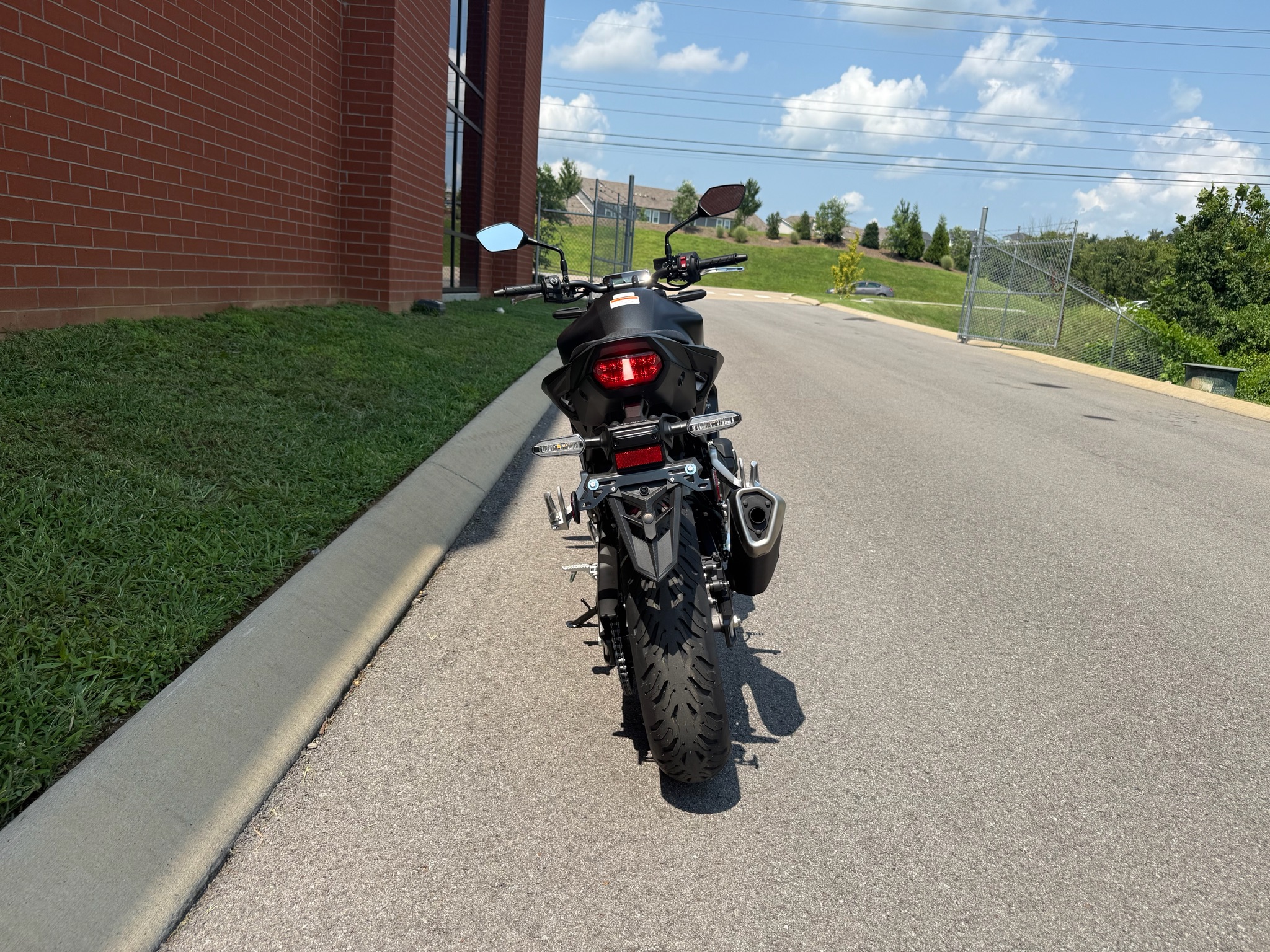 2026 Honda CB750 Hornet E-Clutch 4