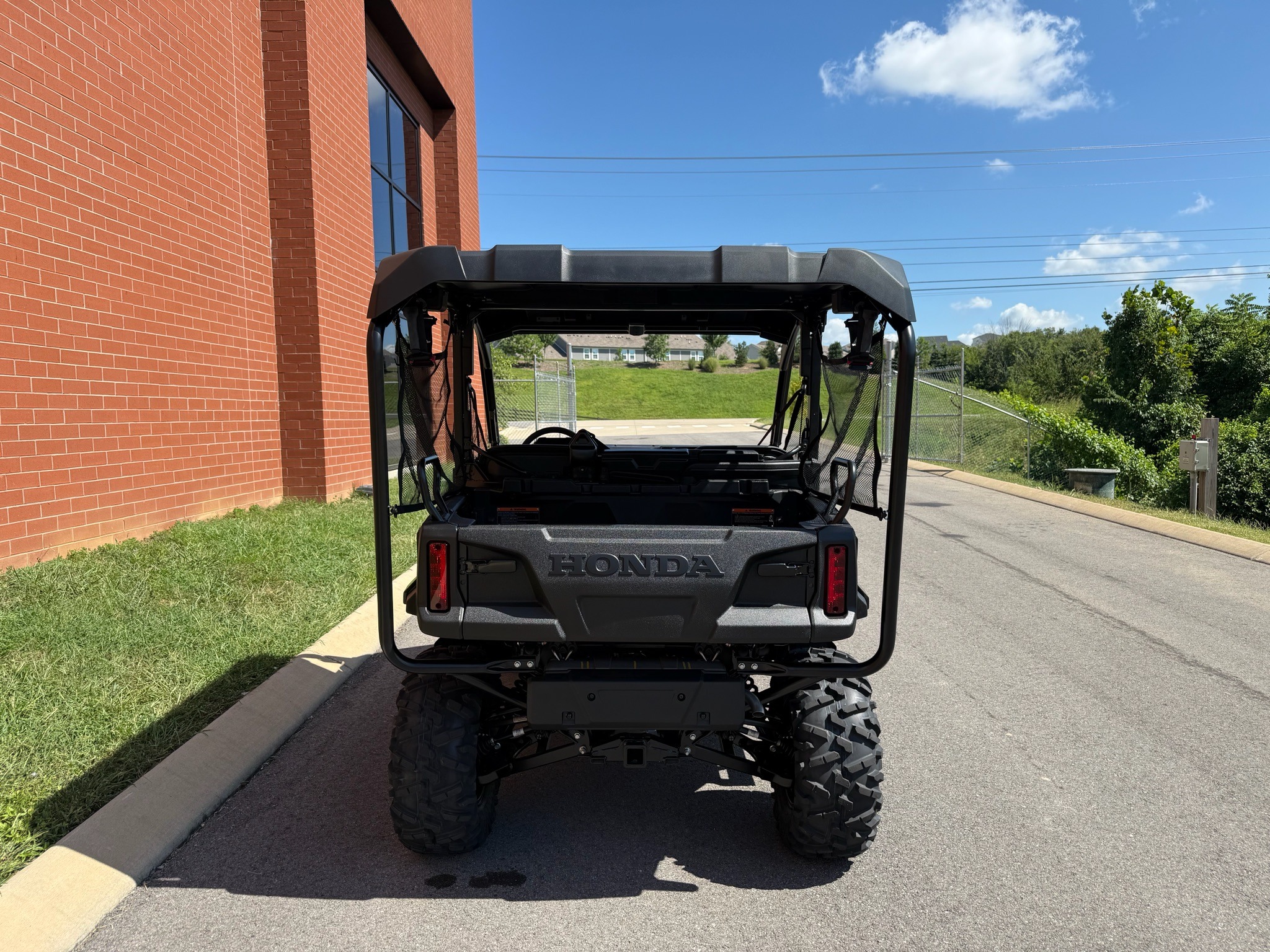2026 Honda Pioneer 1000-5 Deluxe 3