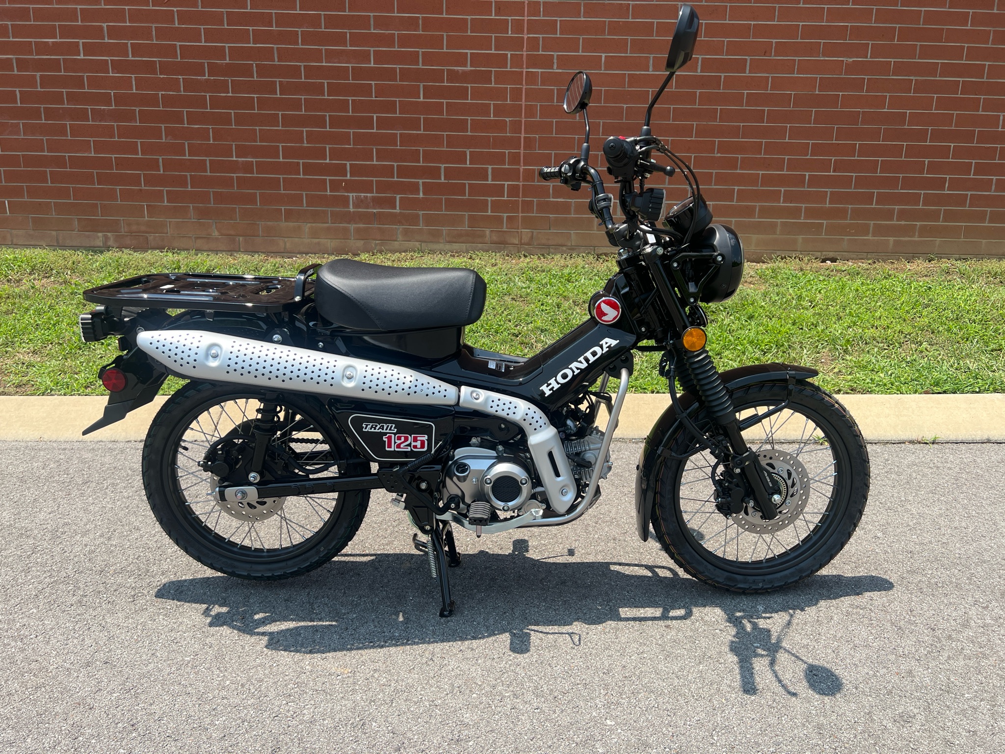 2026 Honda Trail125 1