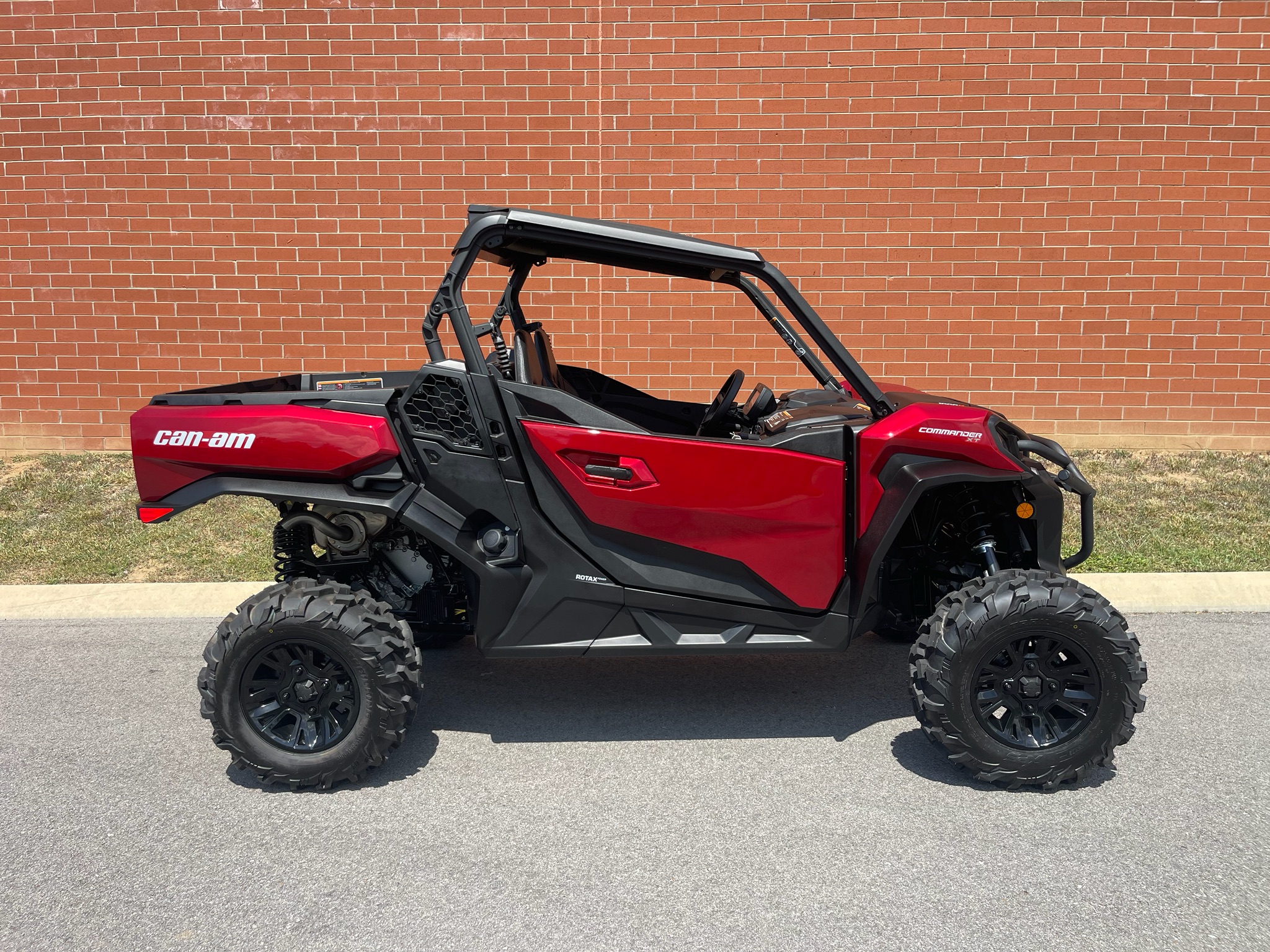 2026 Can-Am Commander XT 1000R