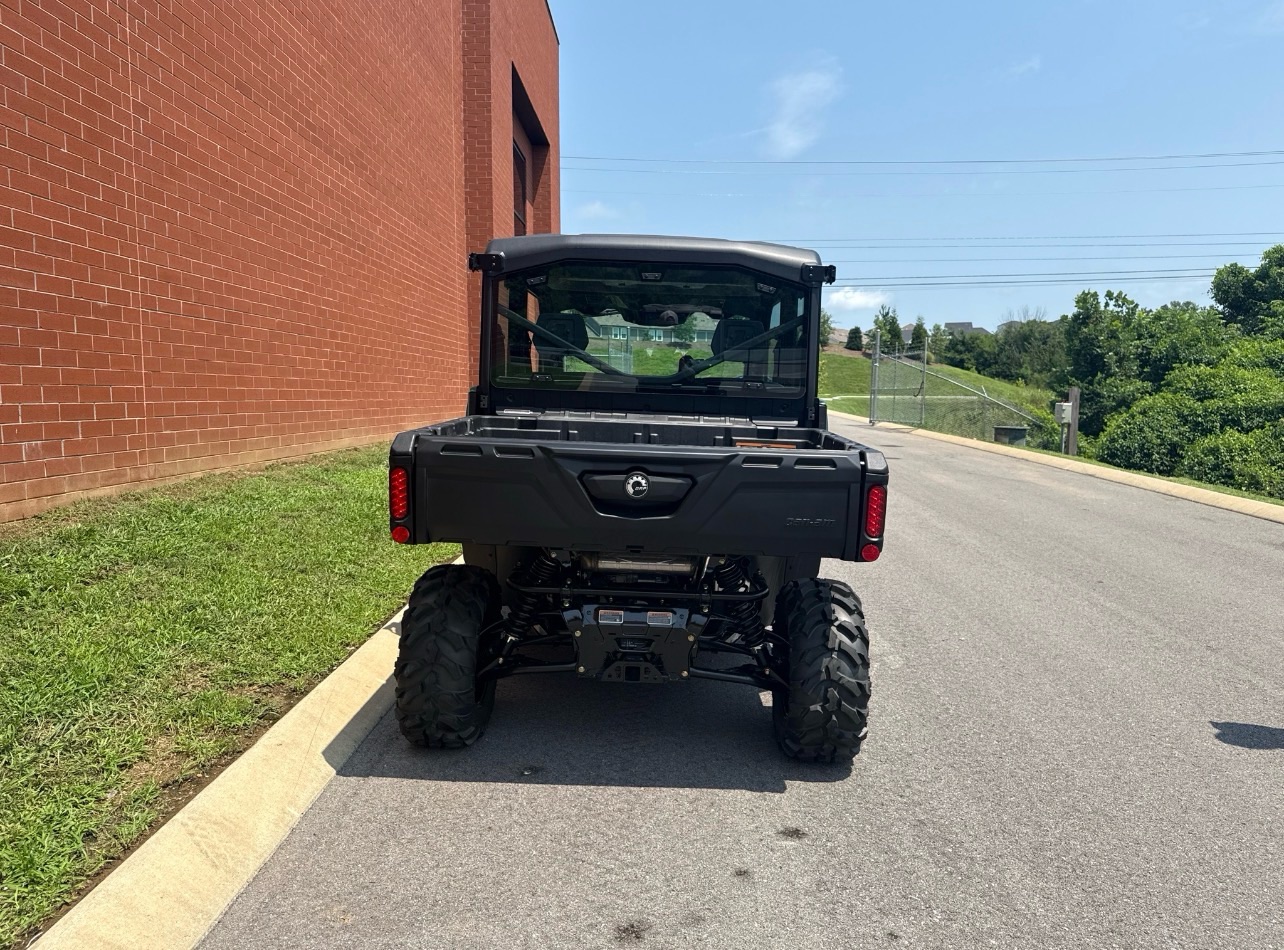 2026 Can-Am™ Defender MAX DPS CAB HD10 4