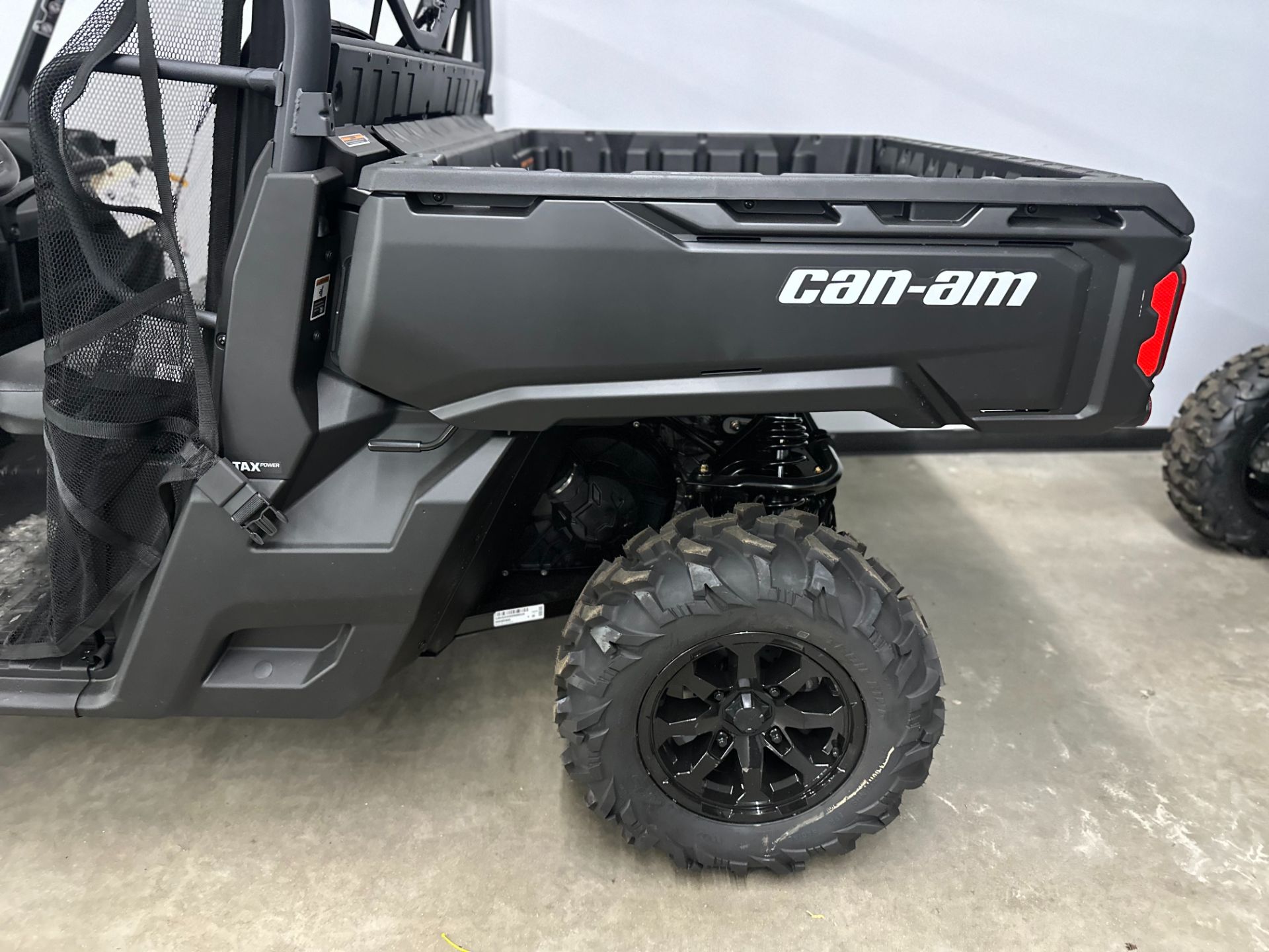 New 2025 Can-Am Defender DPS HD10, Columbia TN | Specs, Price