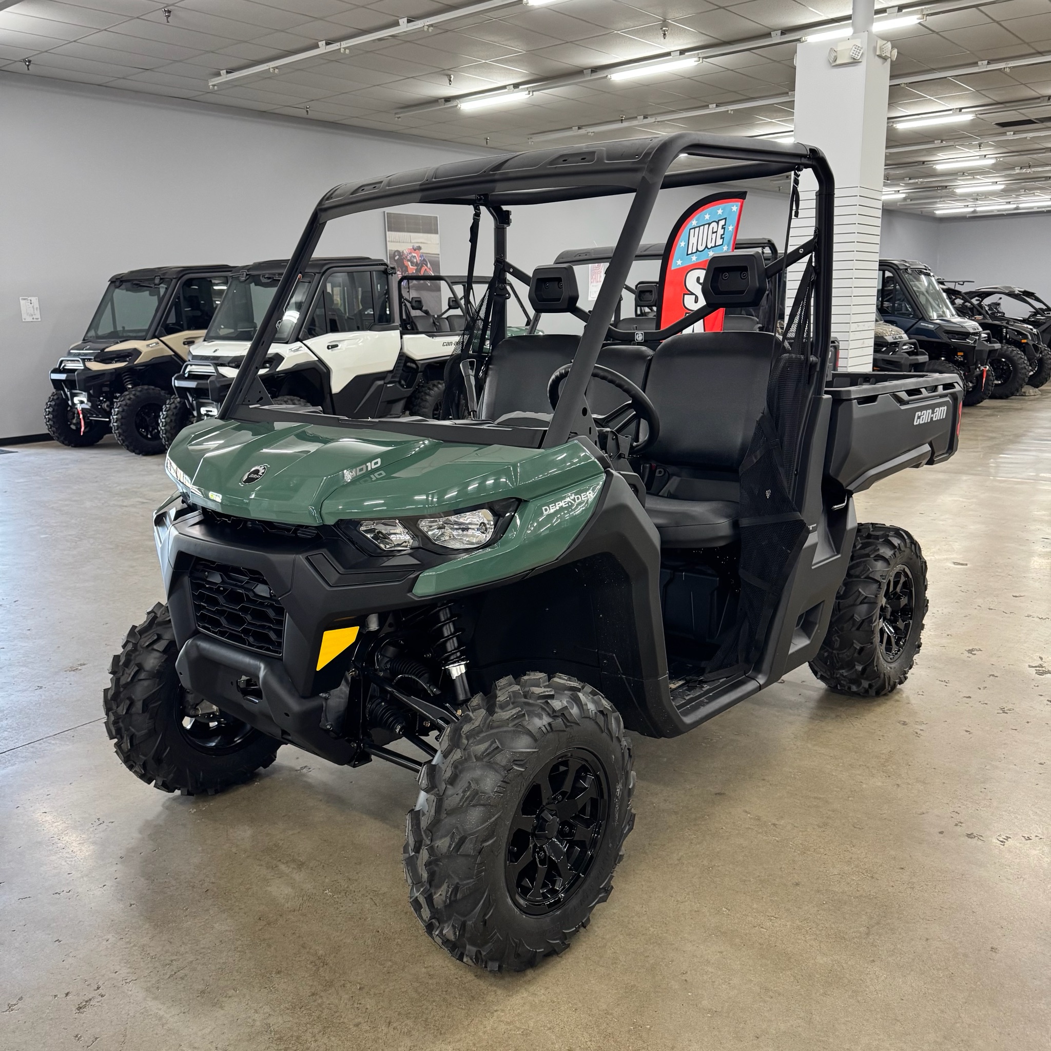 2026 Can-Am Defender DPS HD10
