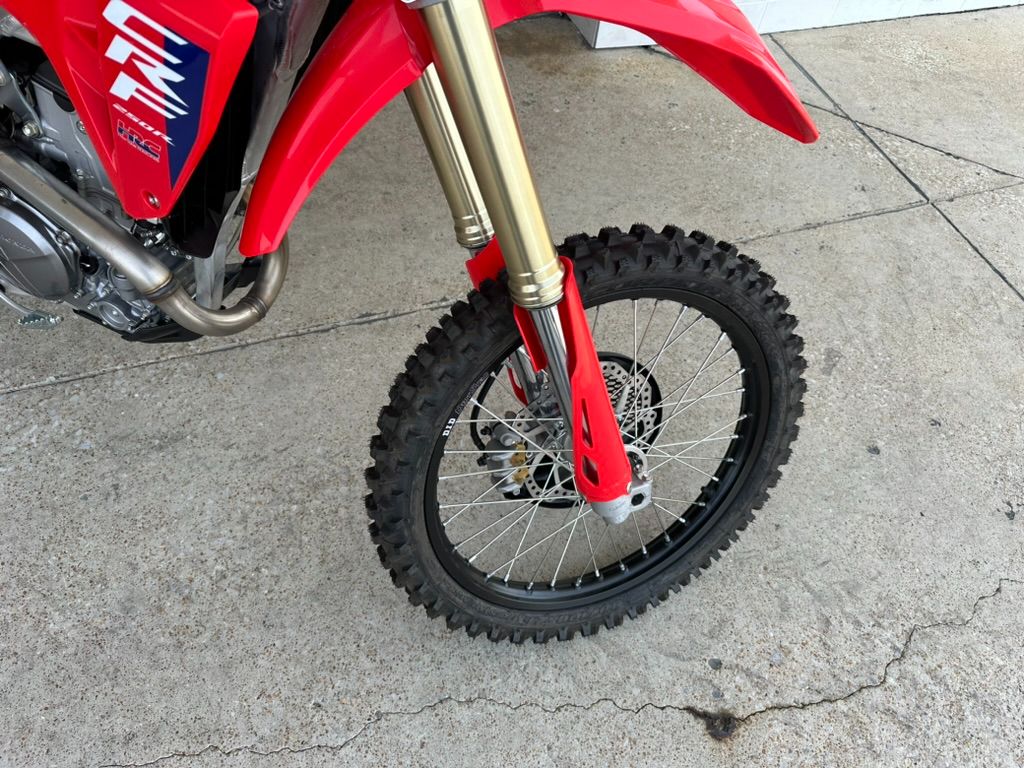 2025 Honda CRF250R in Columbia, Tennessee - Photo 8