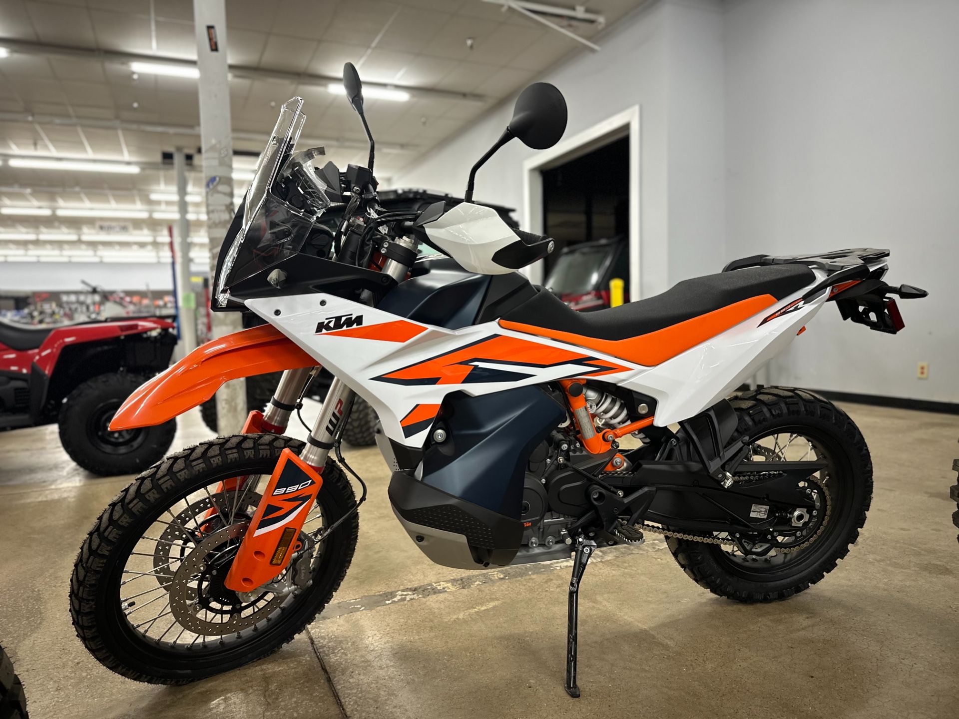 2024 KTM 890 Adventure R in Columbia, Tennessee - Photo 2