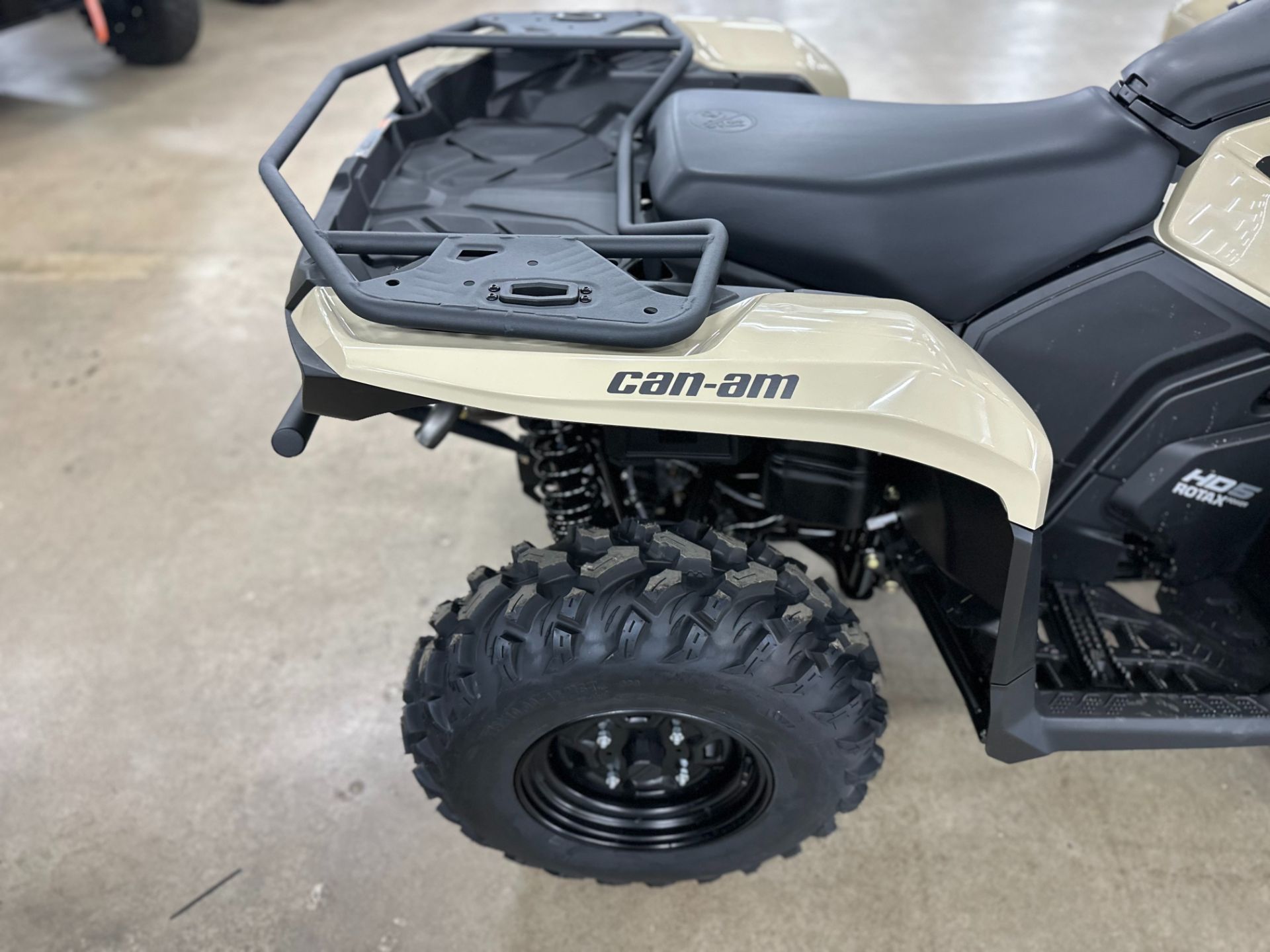 2025 Can-Am Outlander PRO HD5 in Columbia, Tennessee - Photo 5