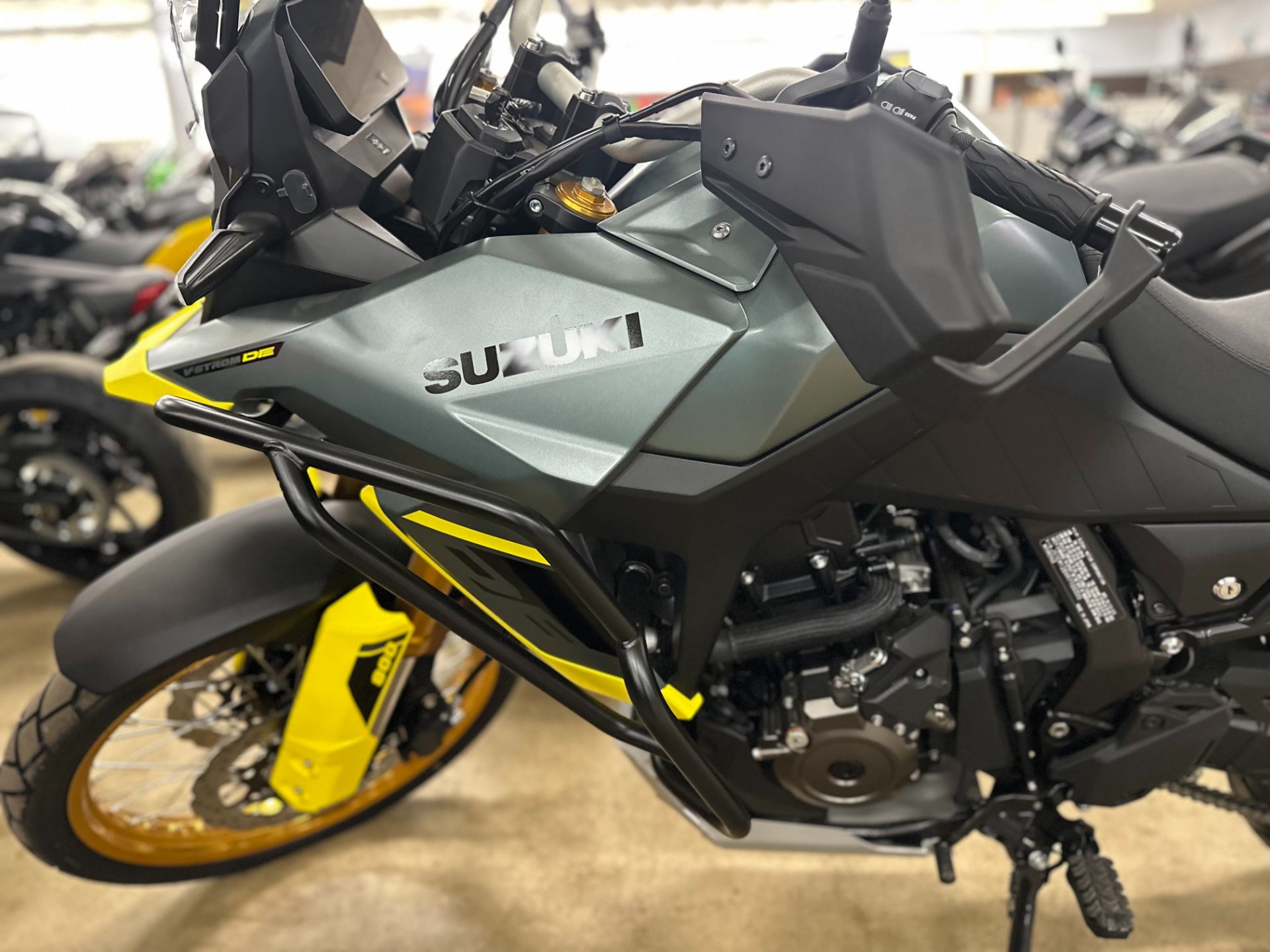 2024 Suzuki V-Strom 800DE in Columbia, Tennessee - Photo 5