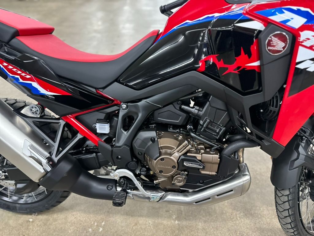 2024 Honda Africa Twin in Columbia, Tennessee - Photo 9