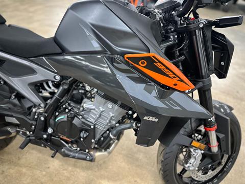 2024 KTM 990 Duke in Columbia, Tennessee - Photo 7