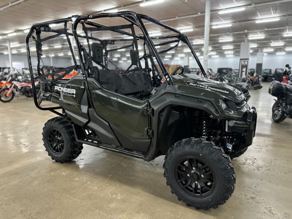 2024 Honda Pioneer 1000-5 Deluxe in Columbia, Tennessee - Photo 1