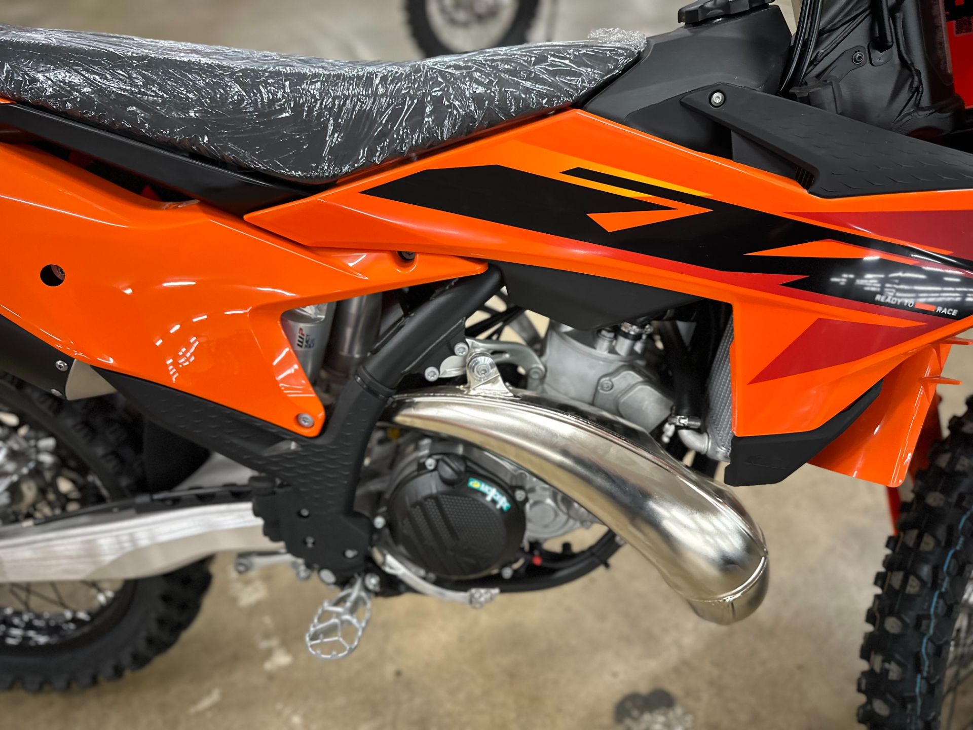 2025 KTM 250 SX in Columbia, Tennessee - Photo 7