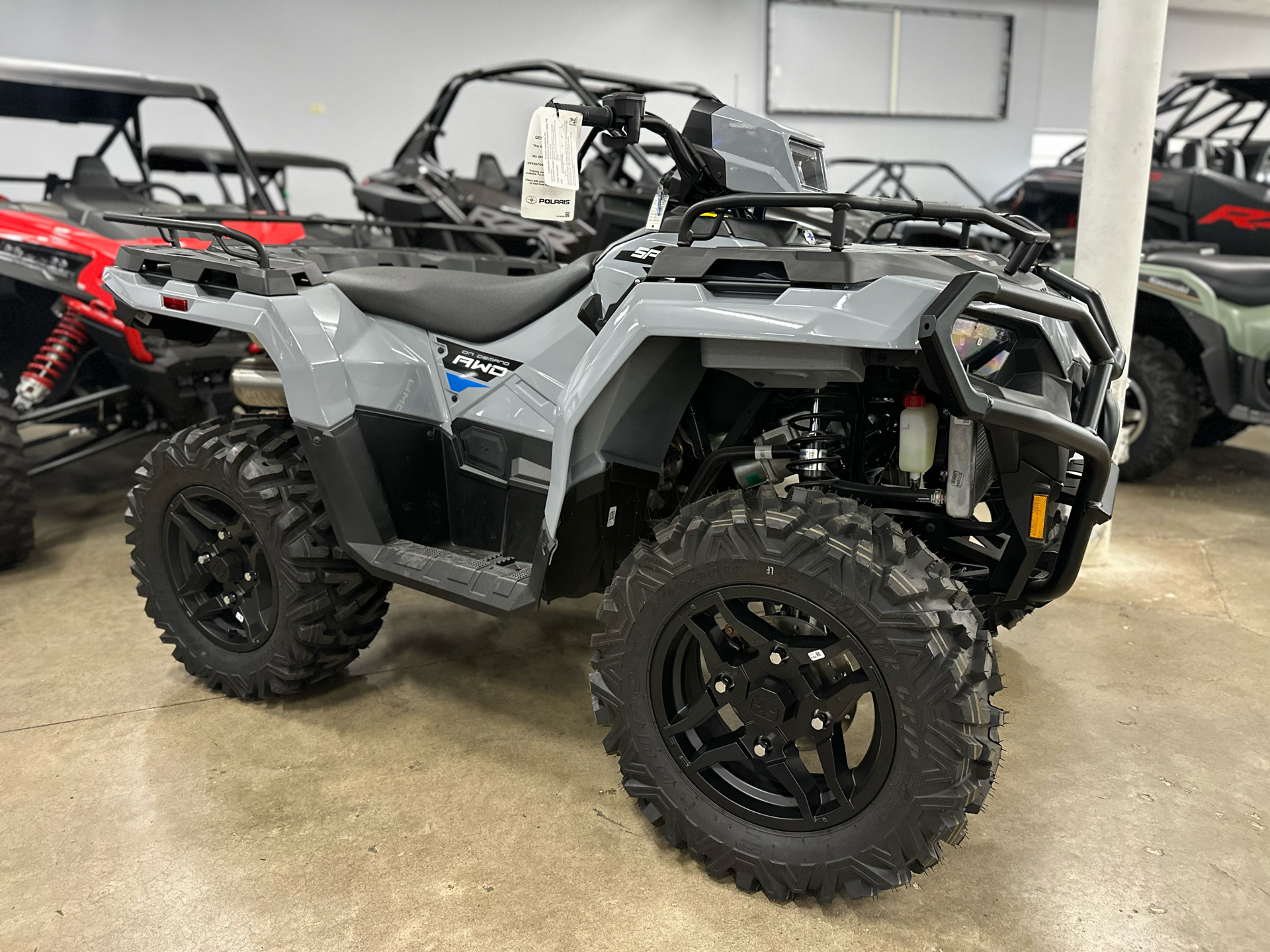 2024 Polaris Sportsman 570 Premium in Columbia, Tennessee - Photo 1