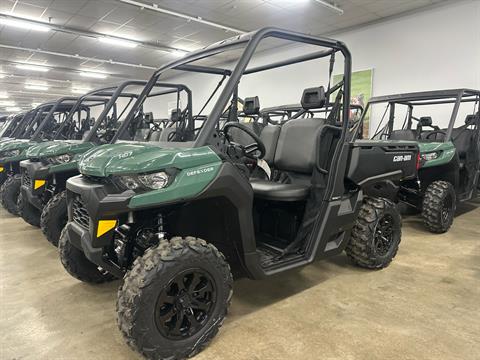 2025 Can-Am Defender DPS HD7 in Columbia, Tennessee - Photo 1