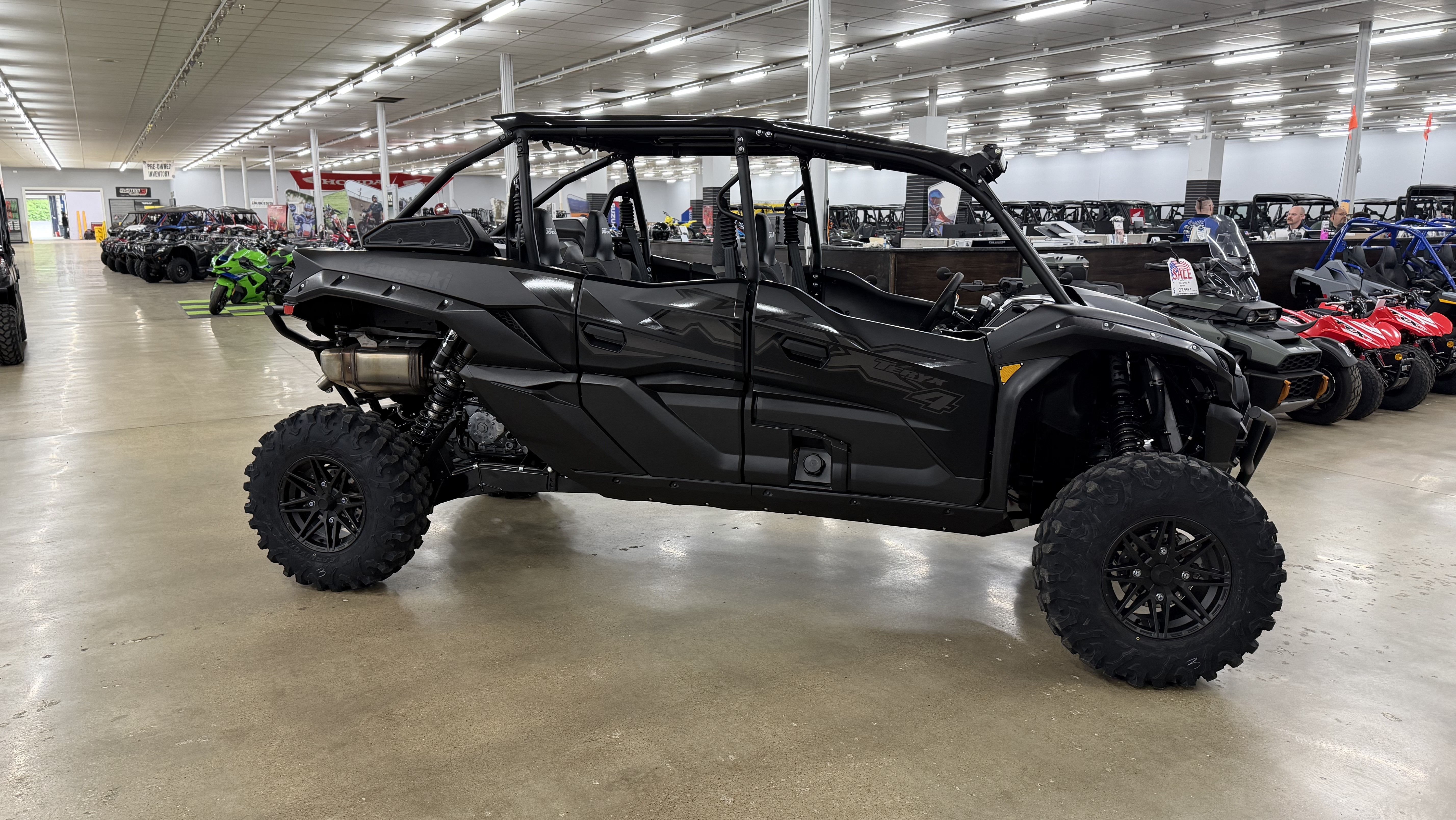 2026 Kawasaki Teryx® KRX4™ 1000 Blackout Edition