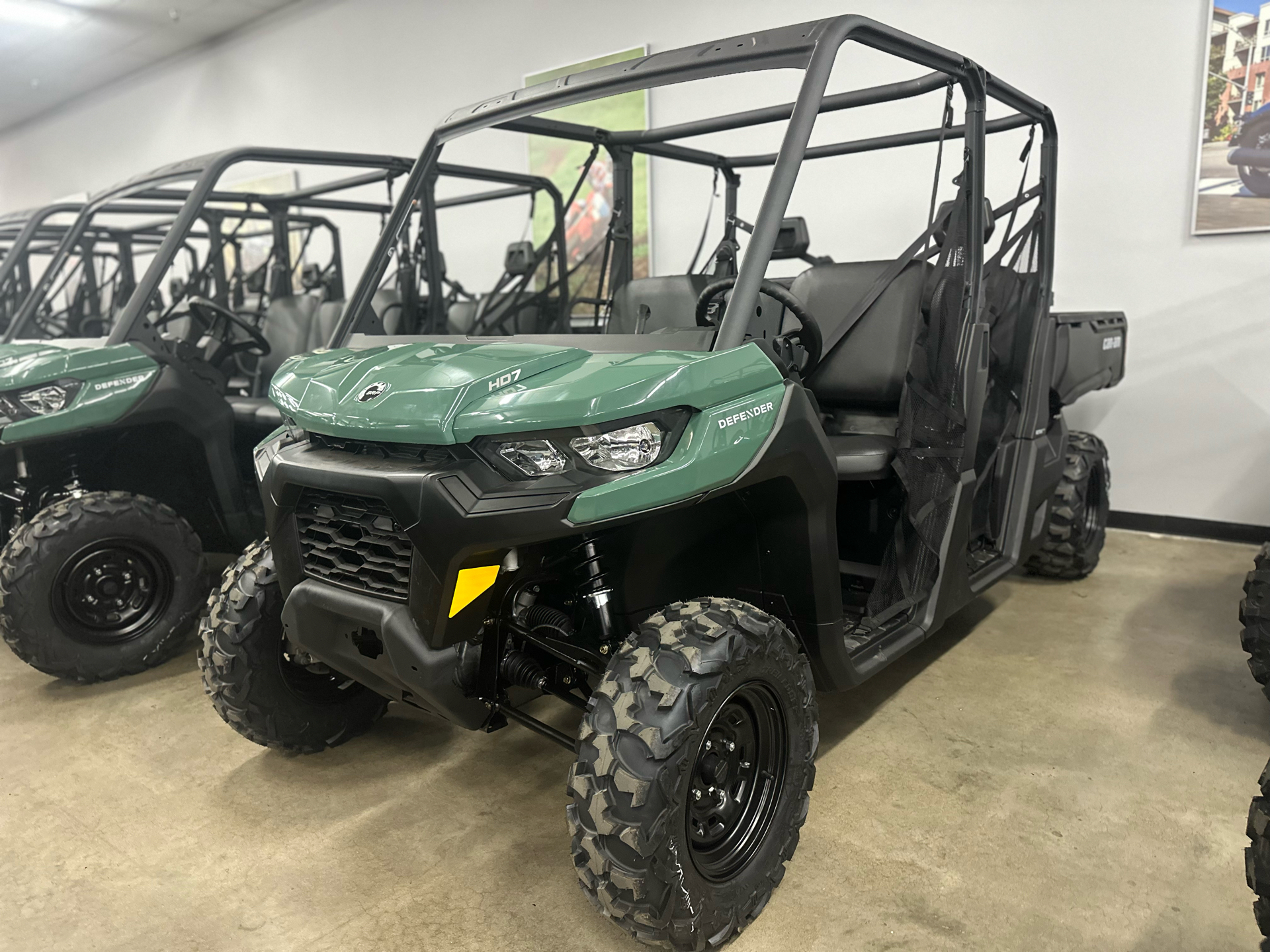 2025 Can-Am Defender MAX HD7 in Columbia, Tennessee - Photo 1