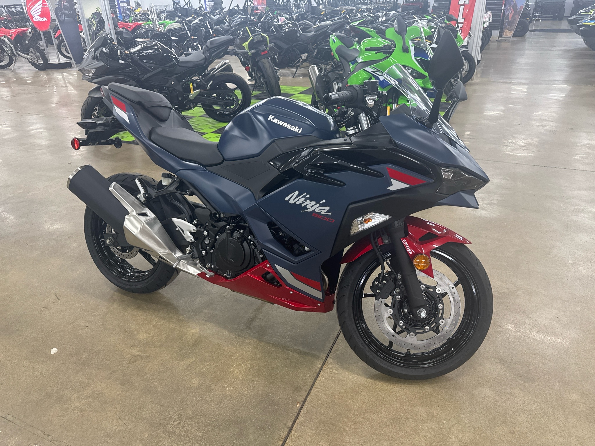 2026 Kawasaki Ninja® 500 ABS 1
