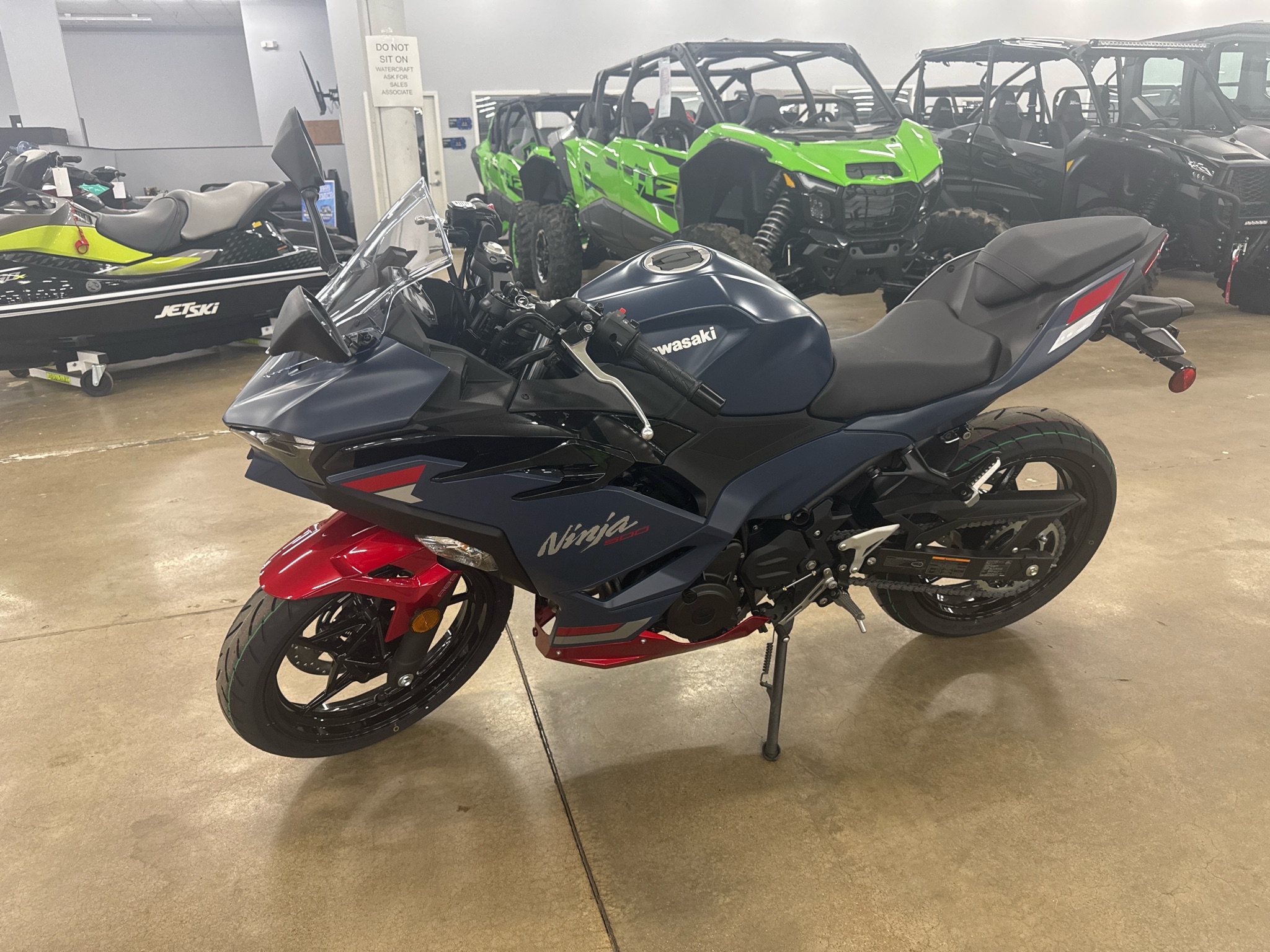 2026 Kawasaki Ninja® 500 ABS 2