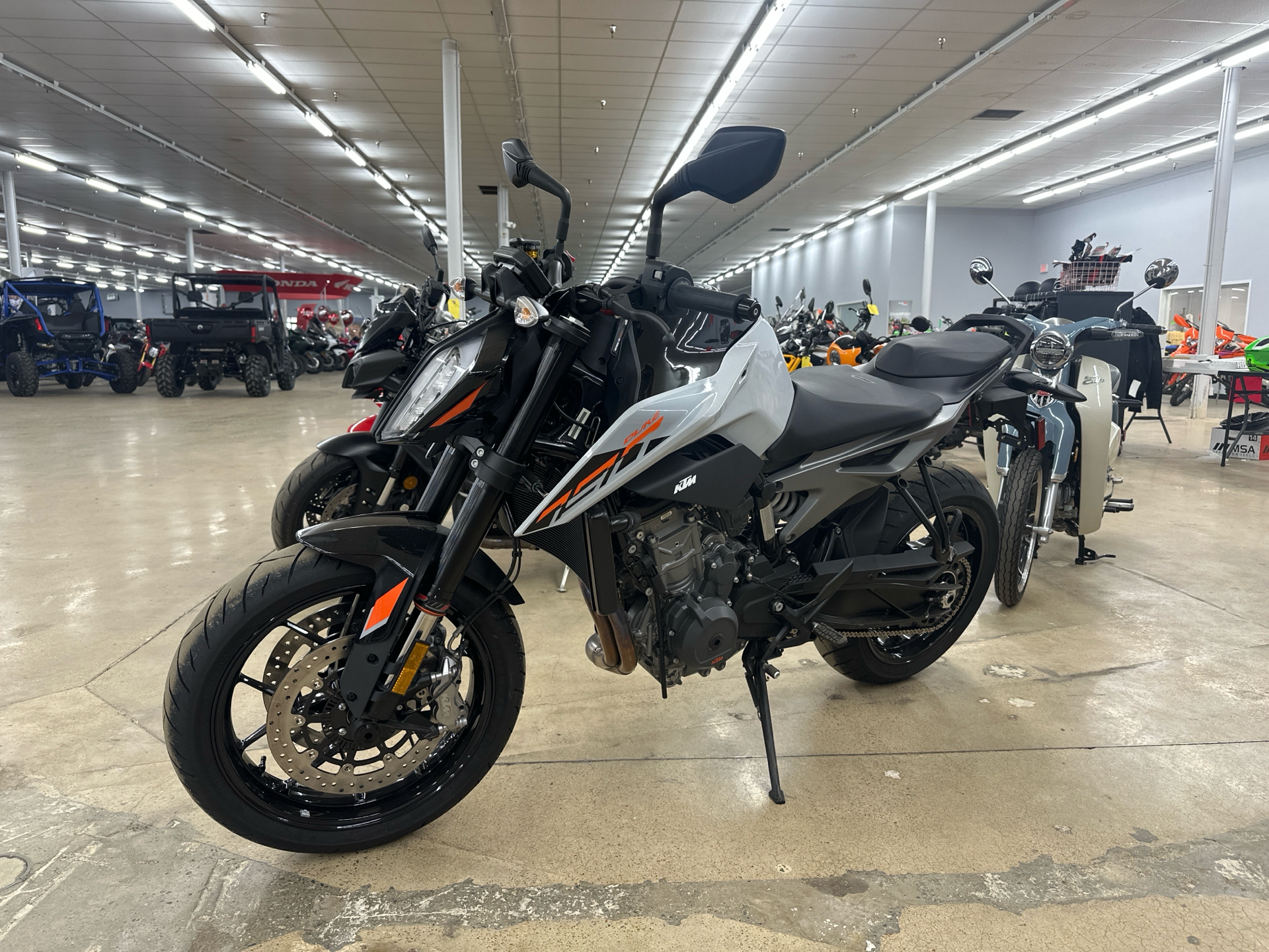 2024 KTM 790 Duke in Columbia, Tennessee - Photo 2