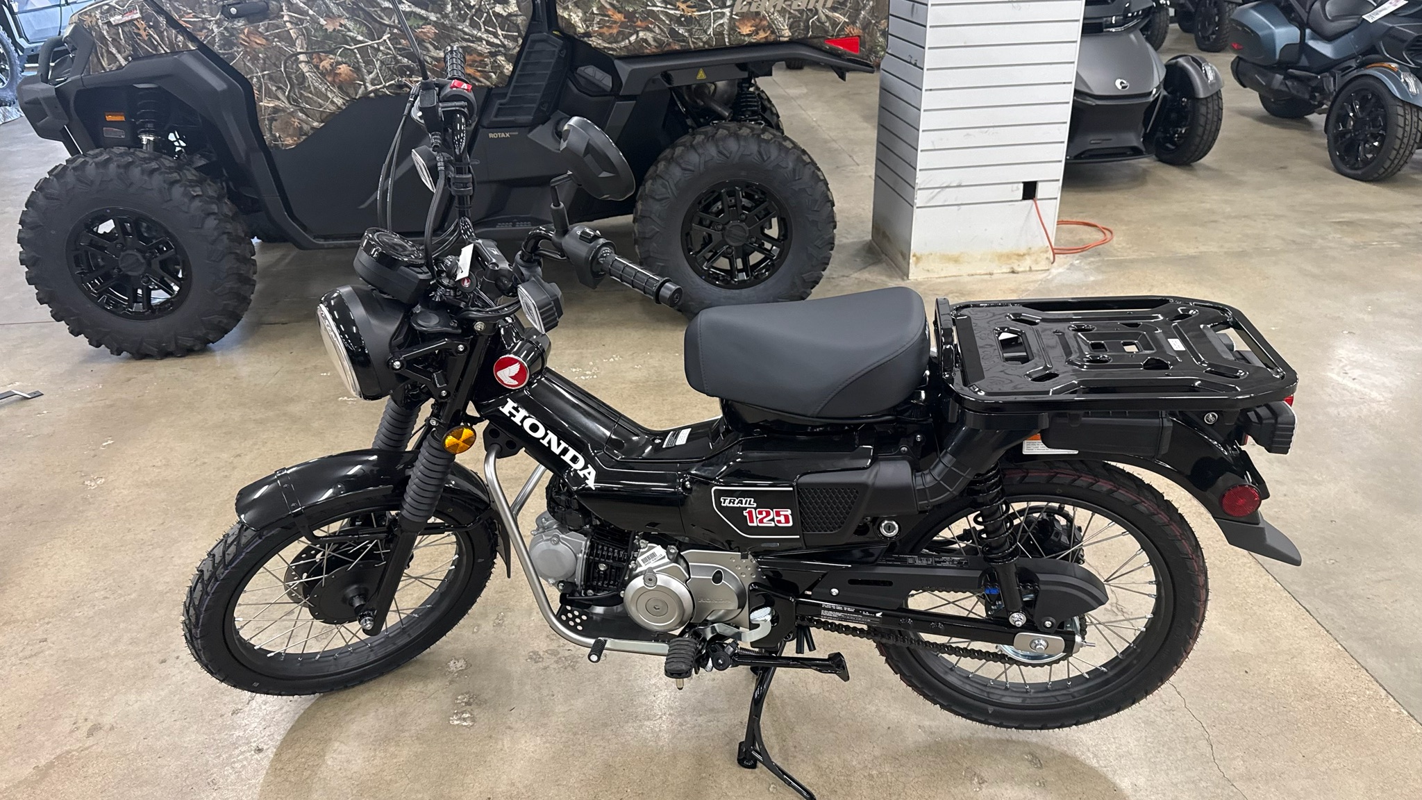 2026 Honda Trail125 1
